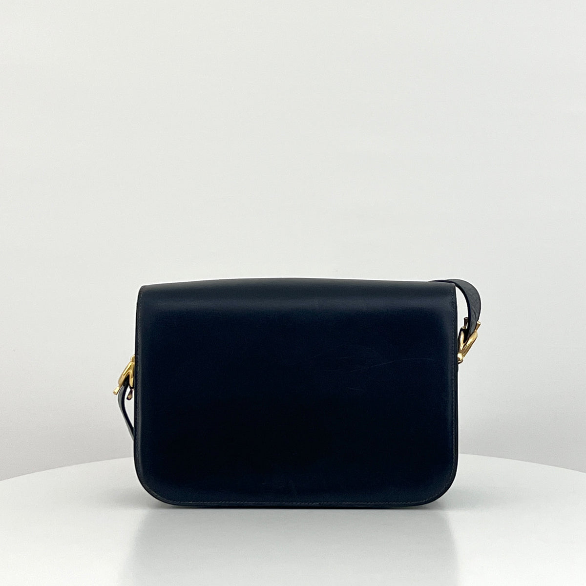 CELINE Triomphe bag in black smooth leather
