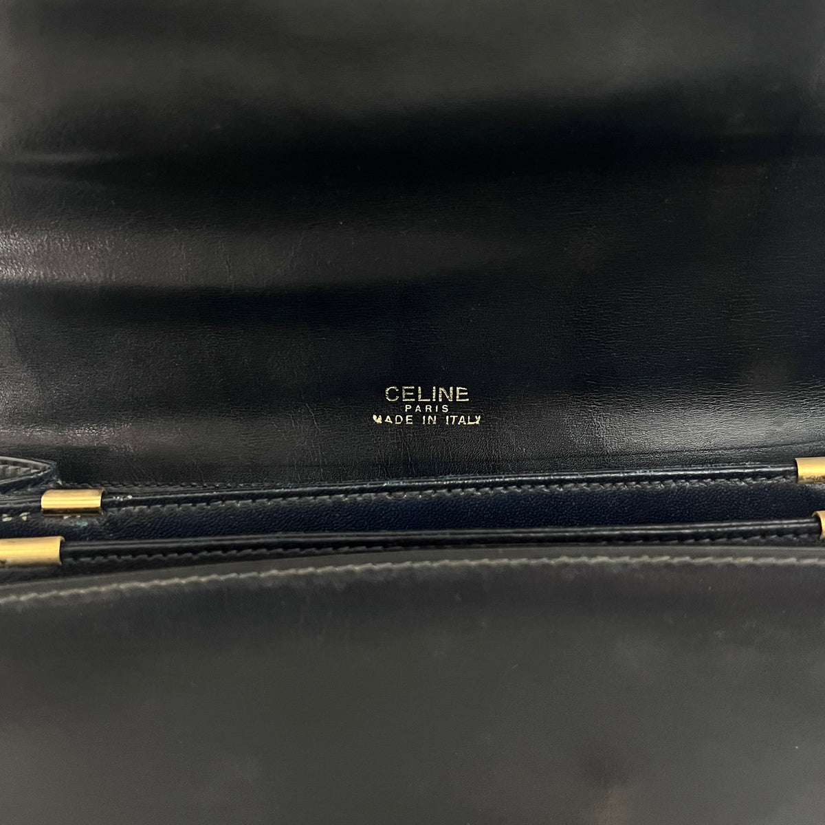 CELINE Triomphe bag in black smooth leather