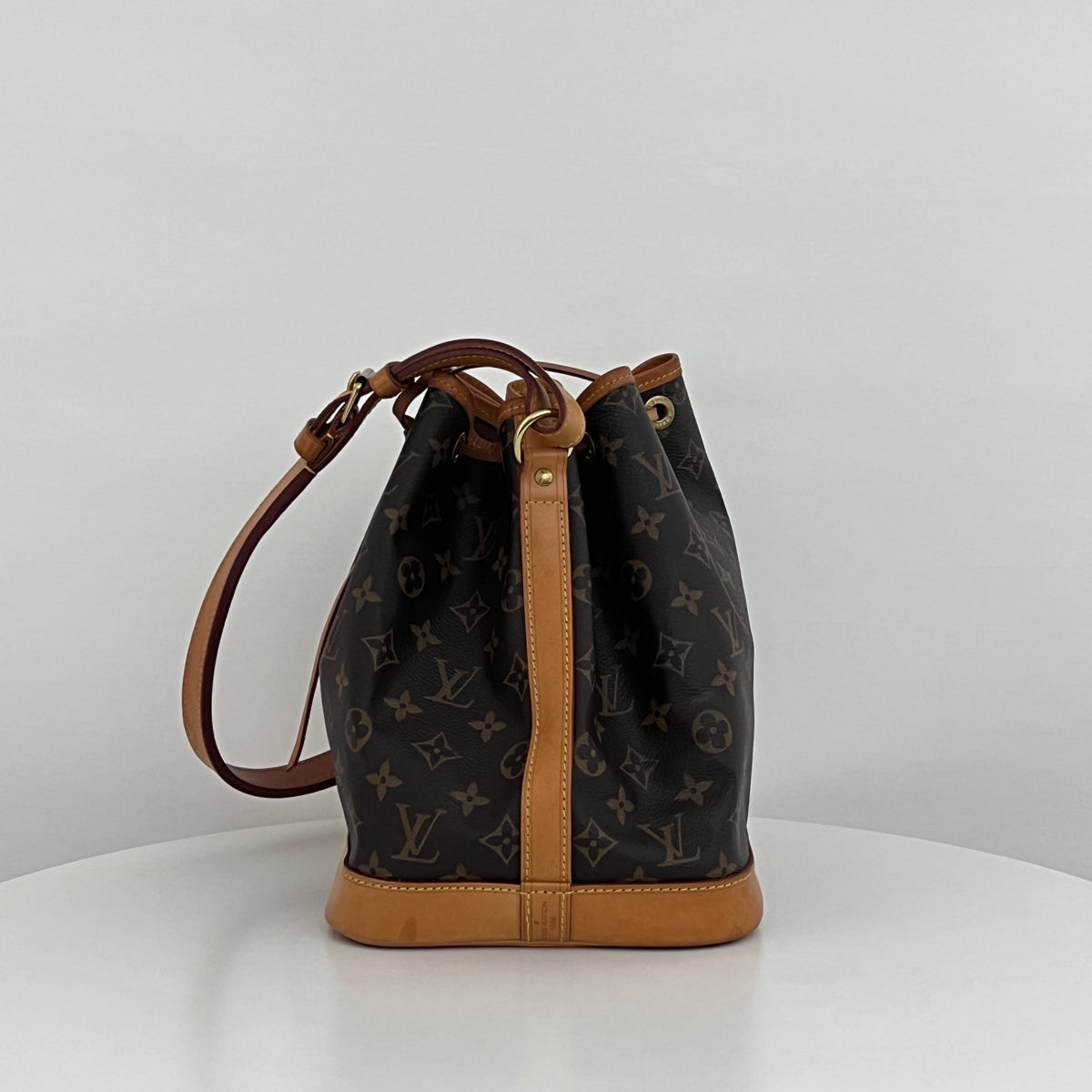 Sac LOUIS VUITTON Noé Petit toile et cuir marron vintage 2016