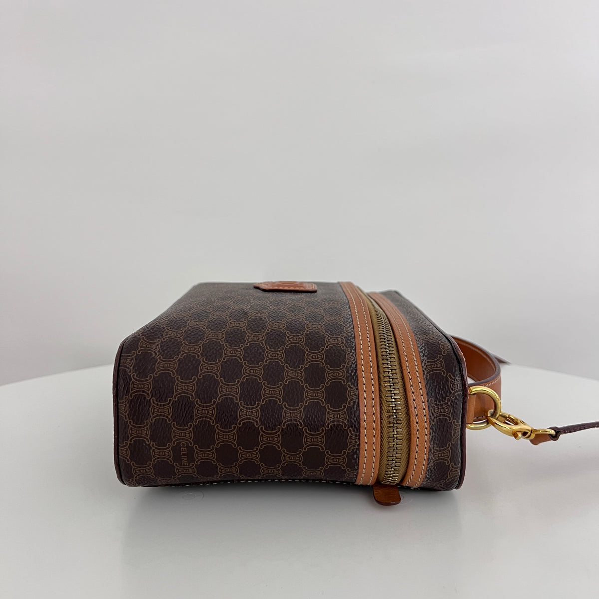 CELINE vanity case in brown canvas and leather