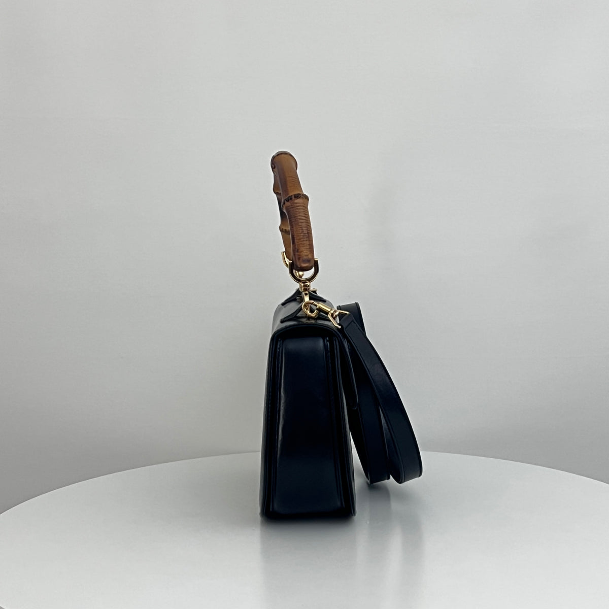 Sac à bandoulière GUCCI Bamboo 1947 Moyen cuir lisse noir