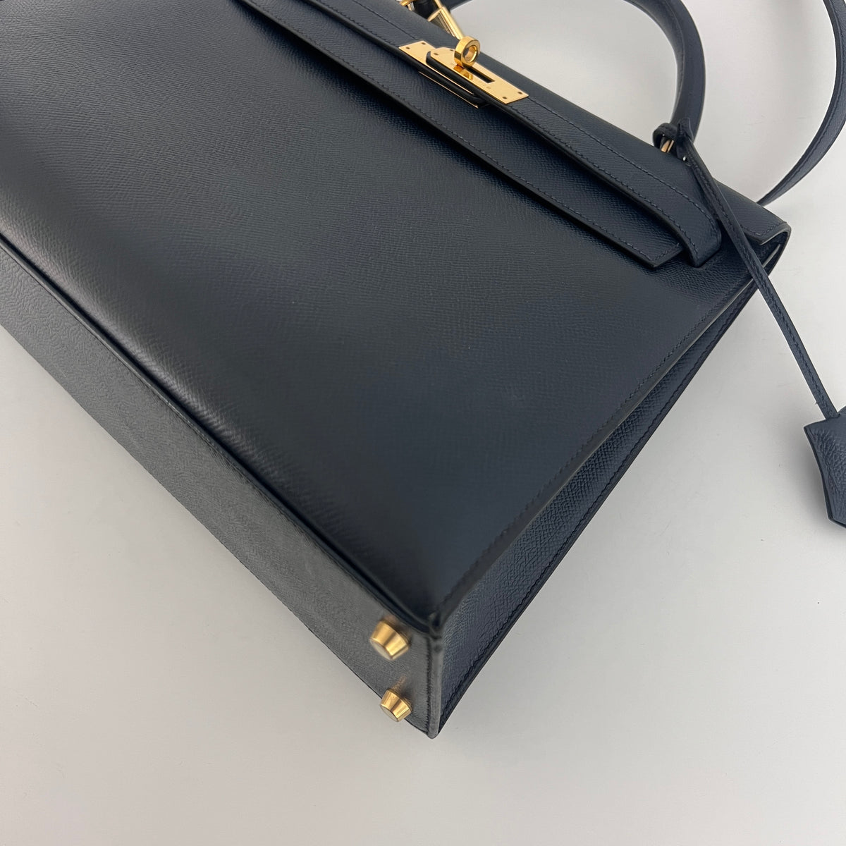 Sac à bandoulière HERMÈS Kelly 32 cuir courchevel sellier bleu marine
