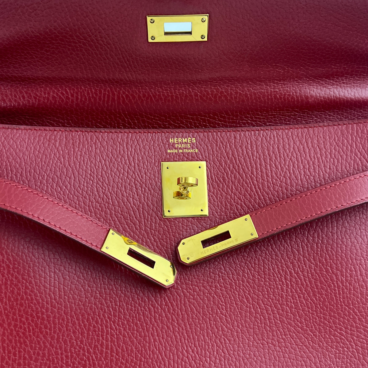 Sac à bandoulière HERMÈS Kelly 35 cuir grainé retourné rouge