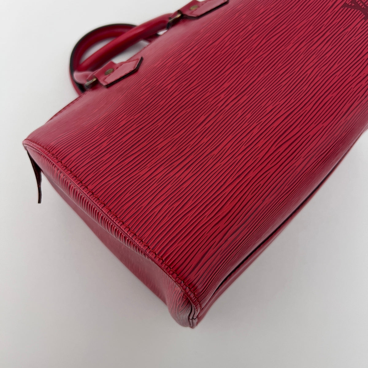 Vintage 1994 red Epi leather LOUIS VUITTON Speedy 25 bag
