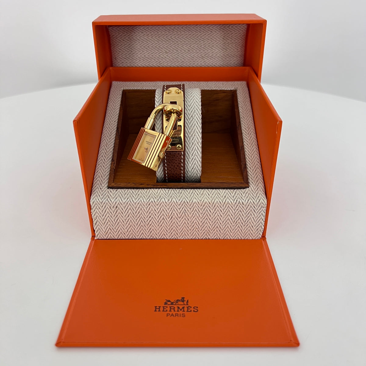 Montre HERMÈS Kelly plaqué or doré