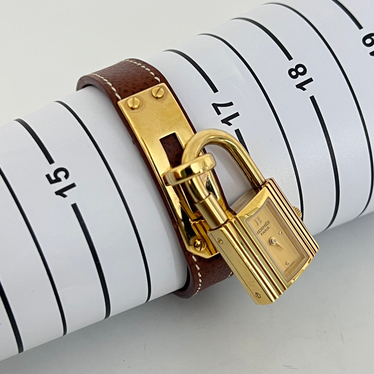 Montre HERMÈS Kelly plaqué or doré