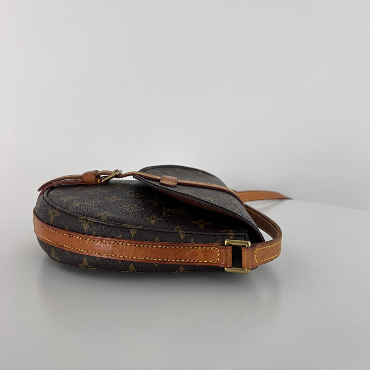 Sac à bandoulière LOUIS VUITTON Chantilly MM toile et cuir marron vintage 1994
