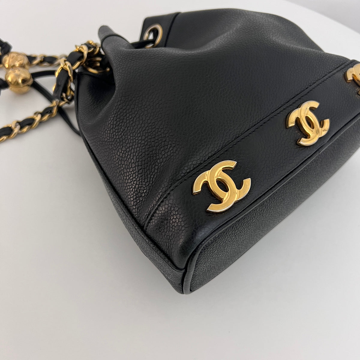 Vintage 1996-1997 CHANEL black lambskin mini bucket bag