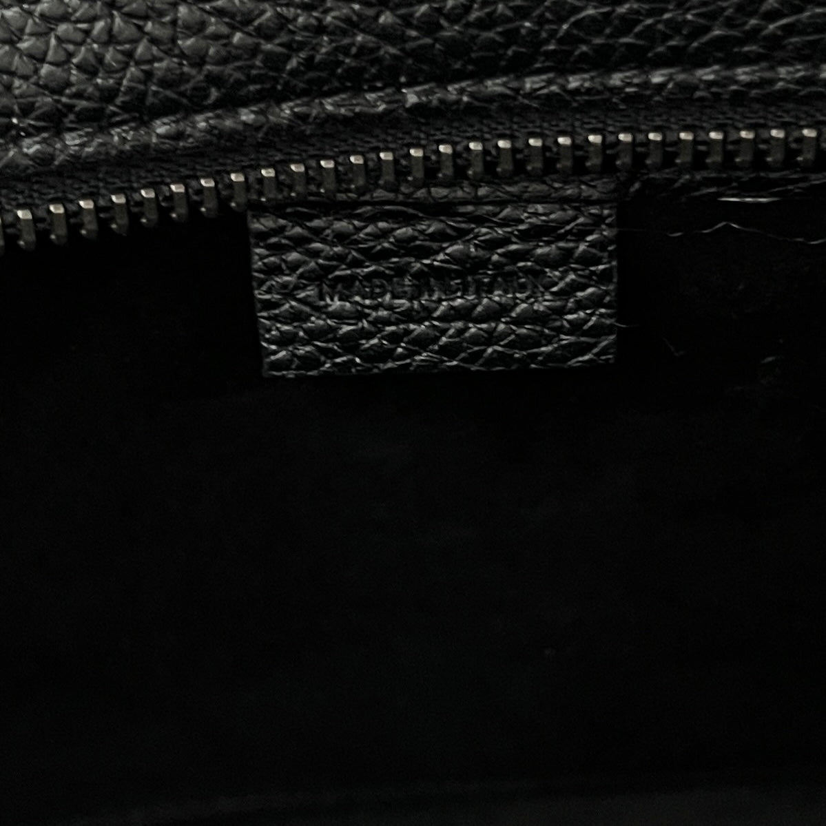 CELINE Nano Luggage shoulder bag in black grained leather