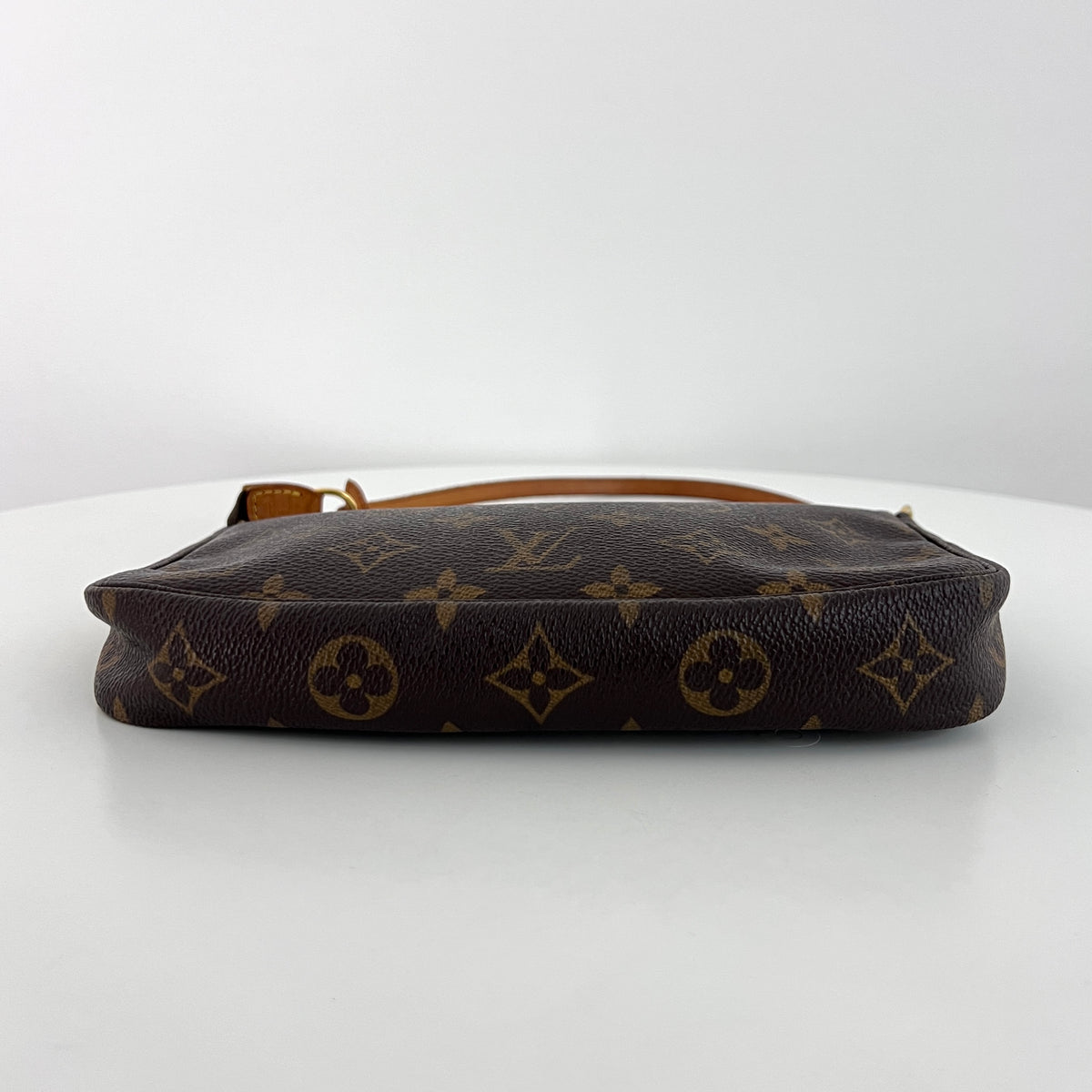 LOUIS VUITTON Pochette Accessoires crossbody bag in brown canvas and leather, vintage 2000