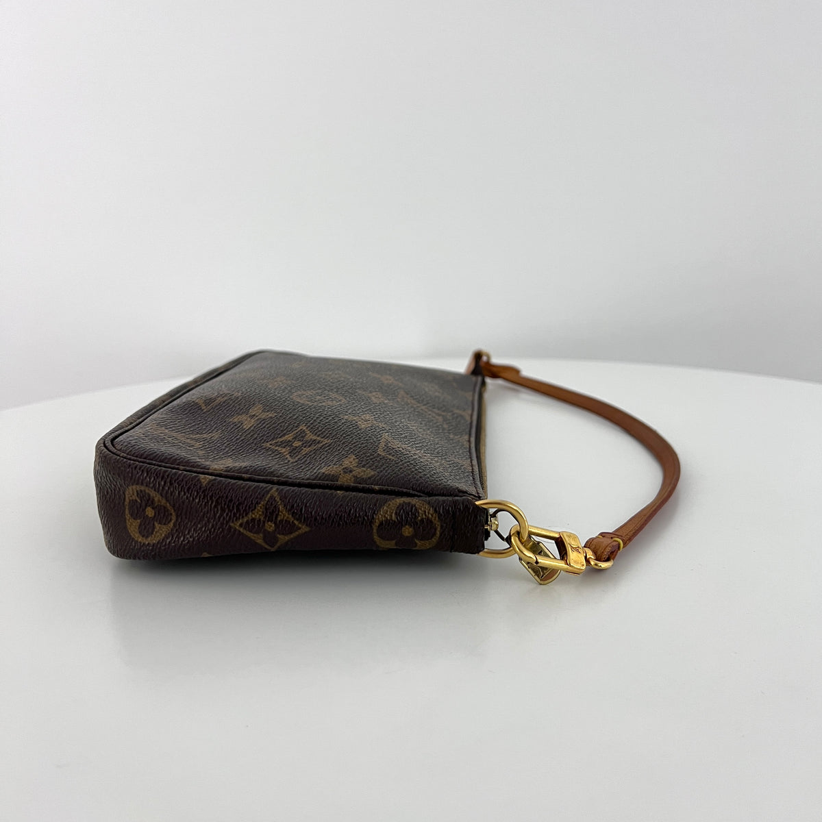 LOUIS VUITTON Pochette Accessoires crossbody bag in brown canvas and leather, vintage 2000