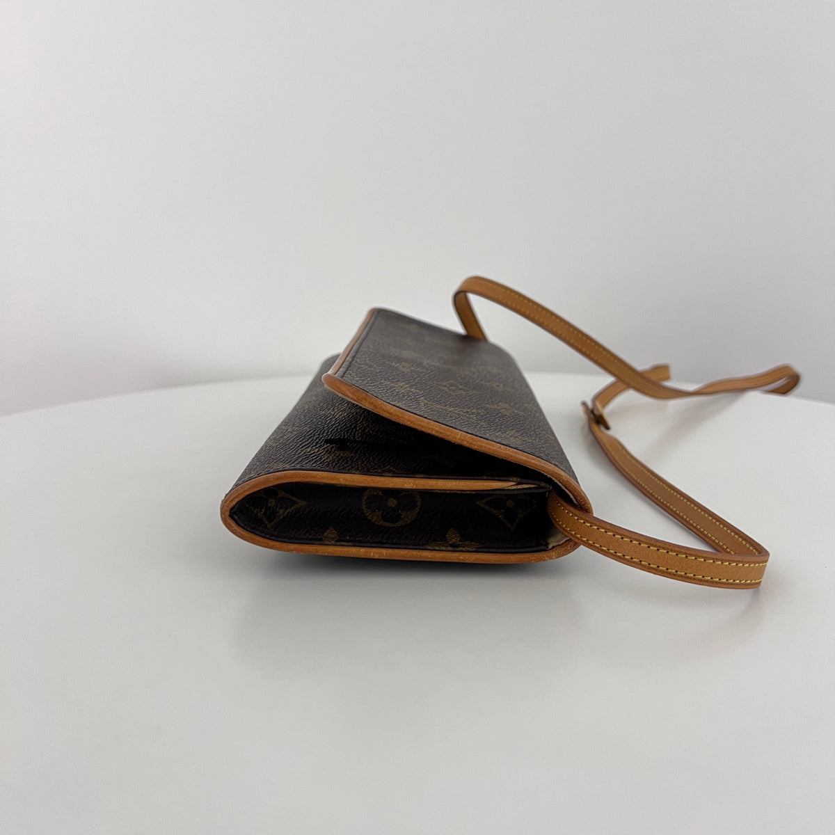 LOUIS VUITTON Twin GM Shoulder Bag in brown canvas and leather vintage 2000