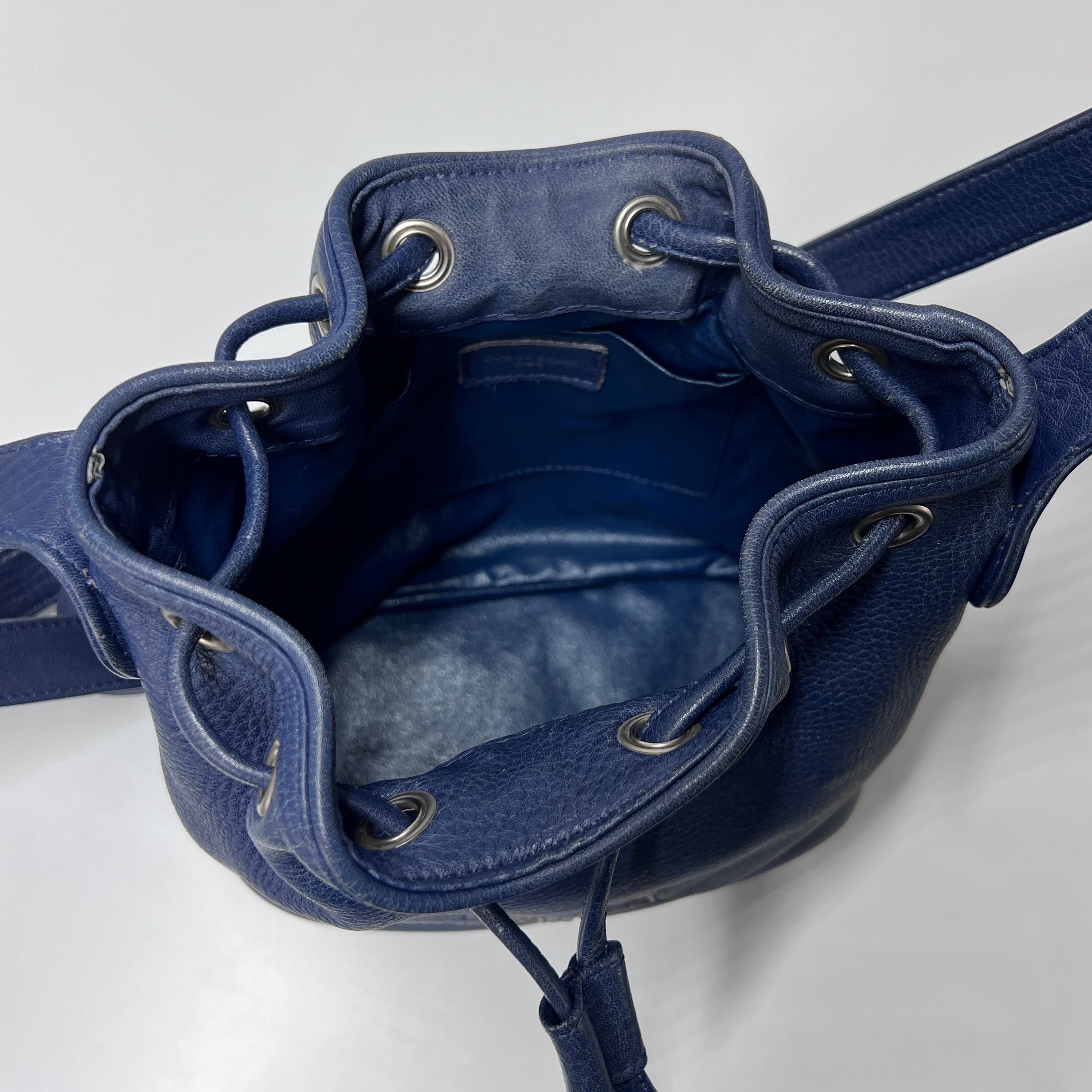 Sac à main COURREGES Bucket cuir bleu