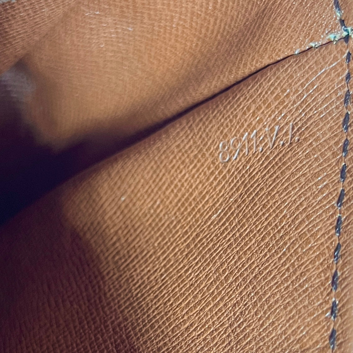 Sac à main LOUIS VUITTON Chantilly toile et cuir marron