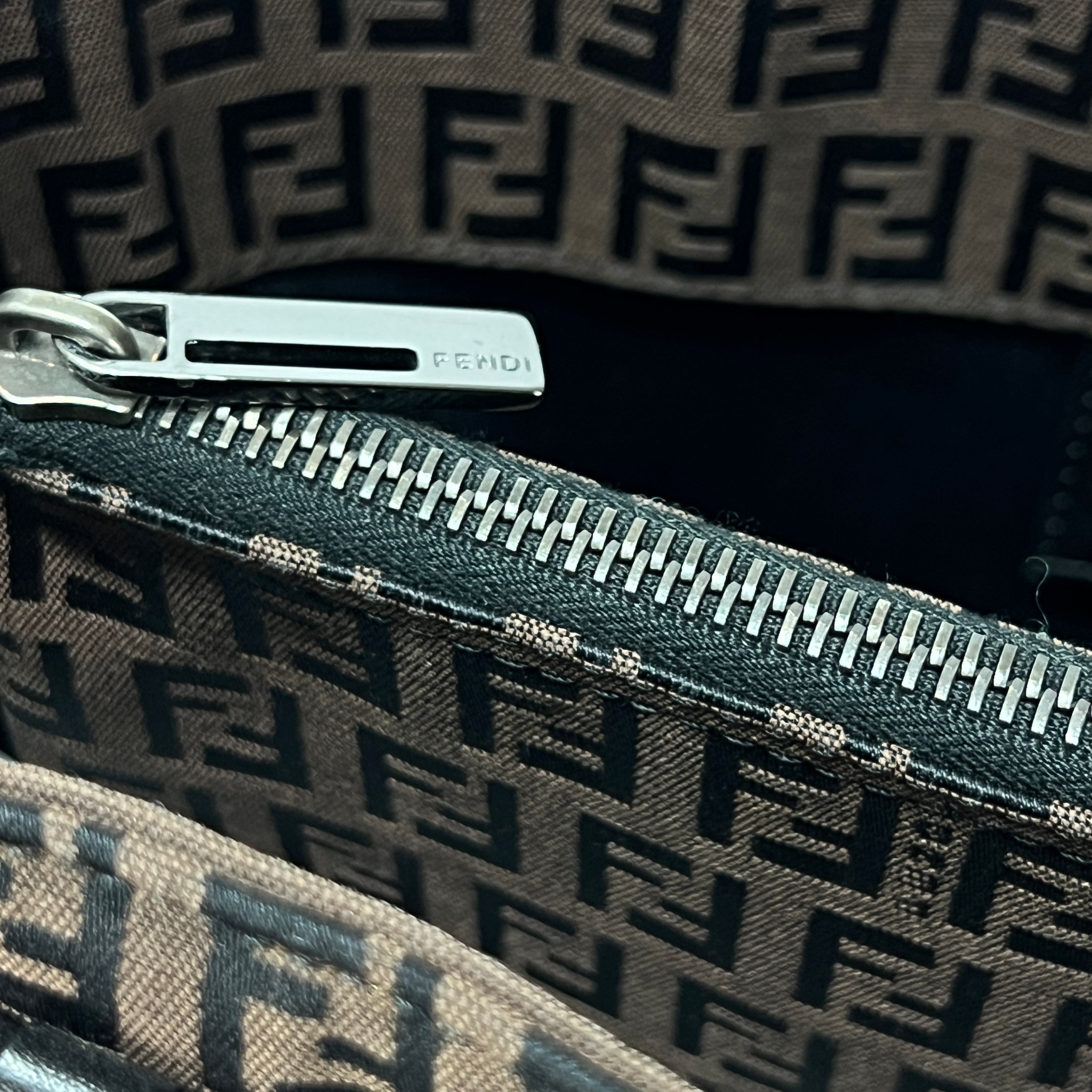 Sac à main FENDI toile et cuir marron
