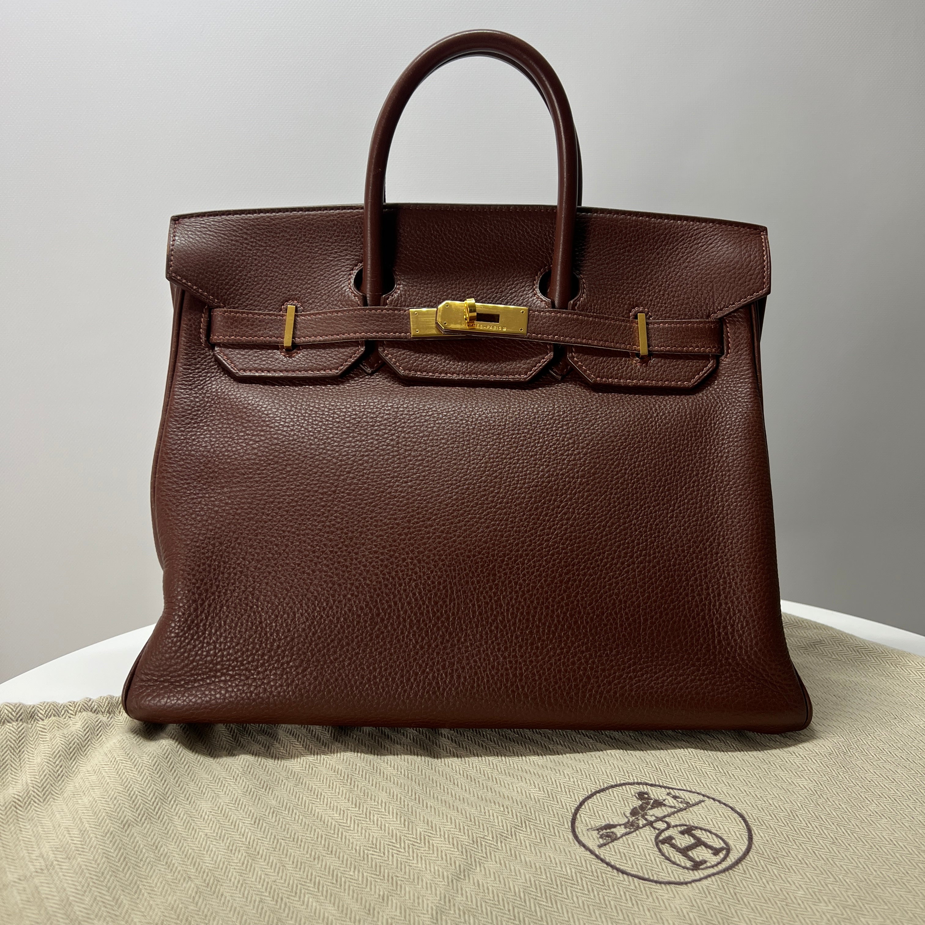 Sac à main HERMES Birkin cuir marron