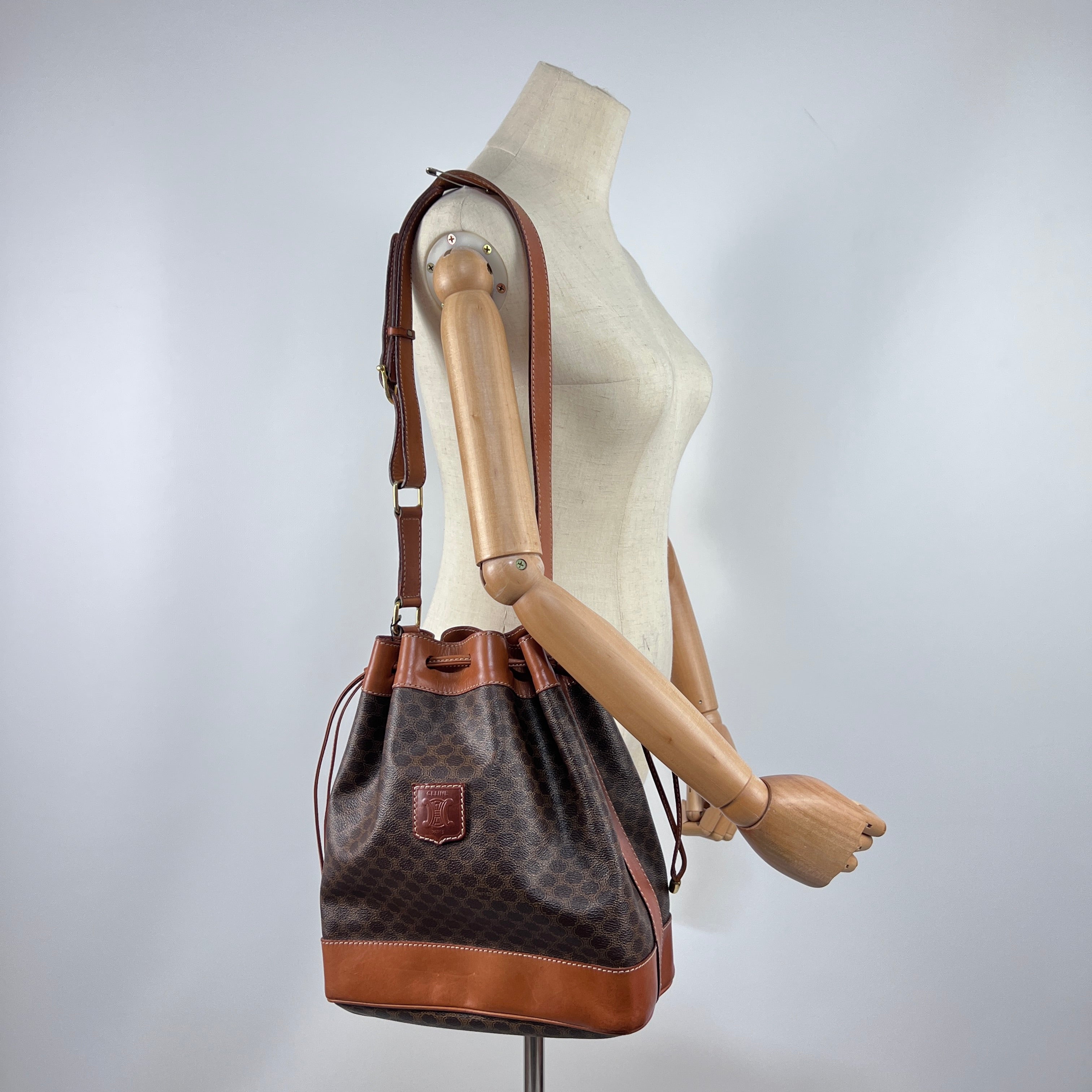 Sac à main CELINE Seau toile et cuir marron