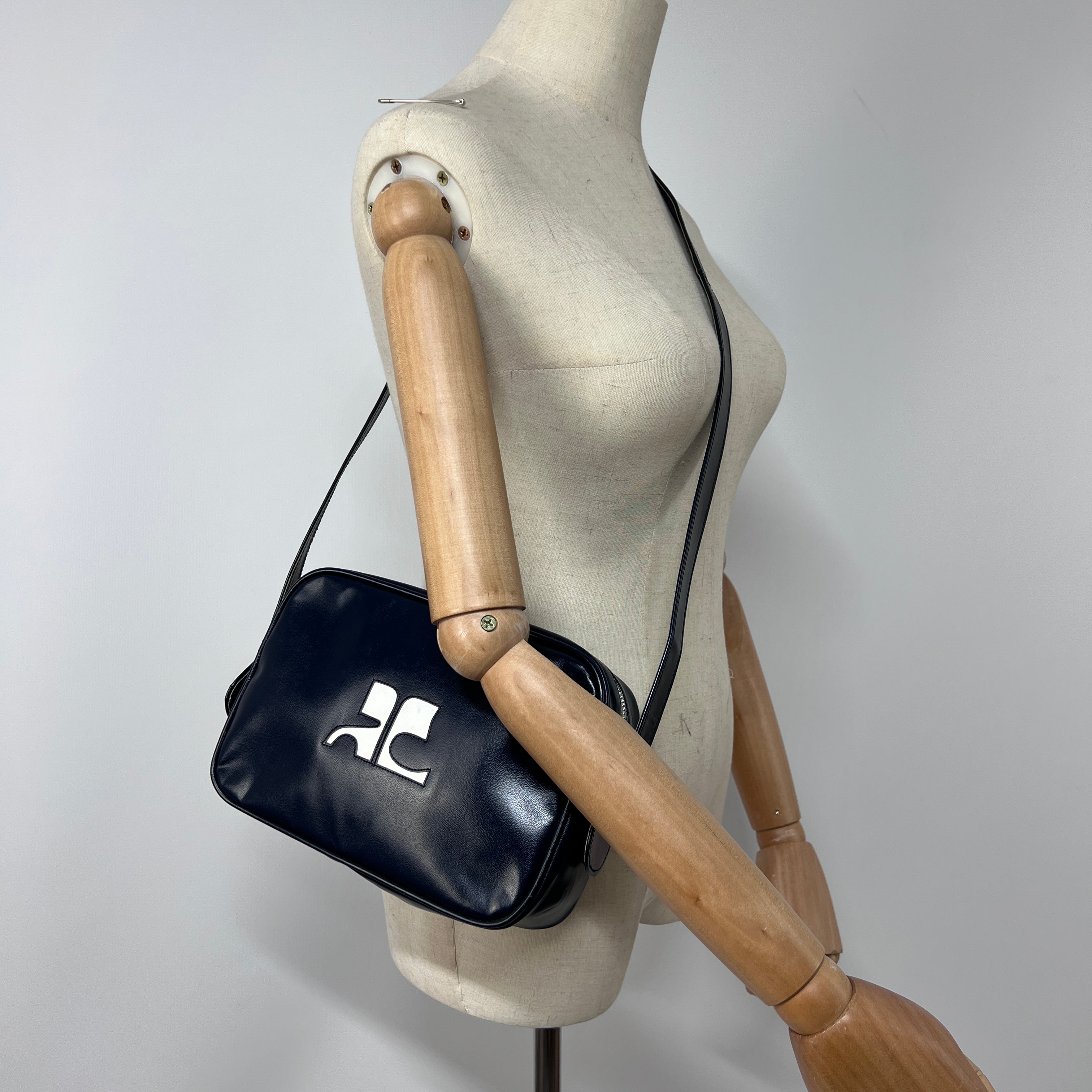 Sac à main COURREGES Caméra cuir bleu