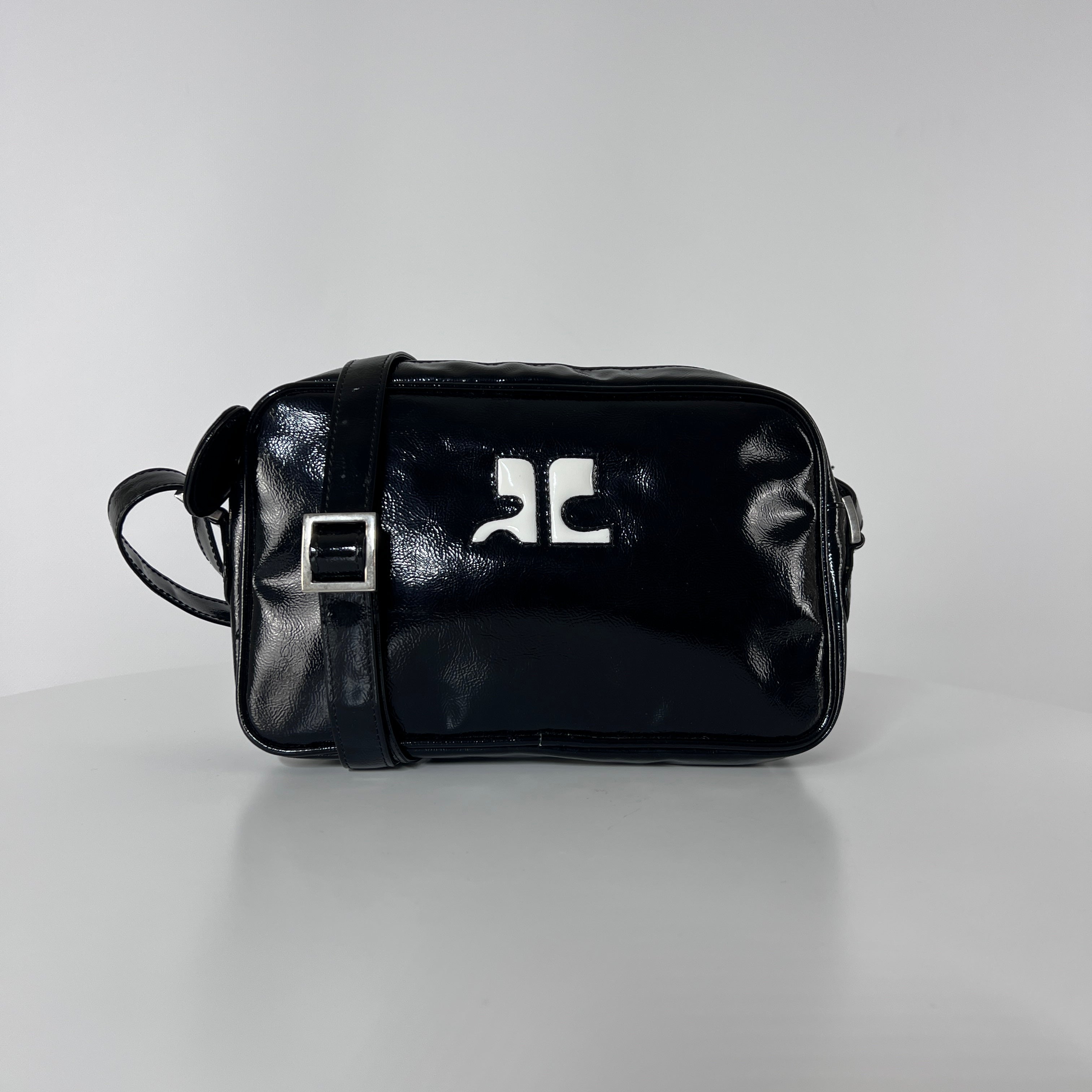 Sac à main COURREGES Caméra vinyle noir