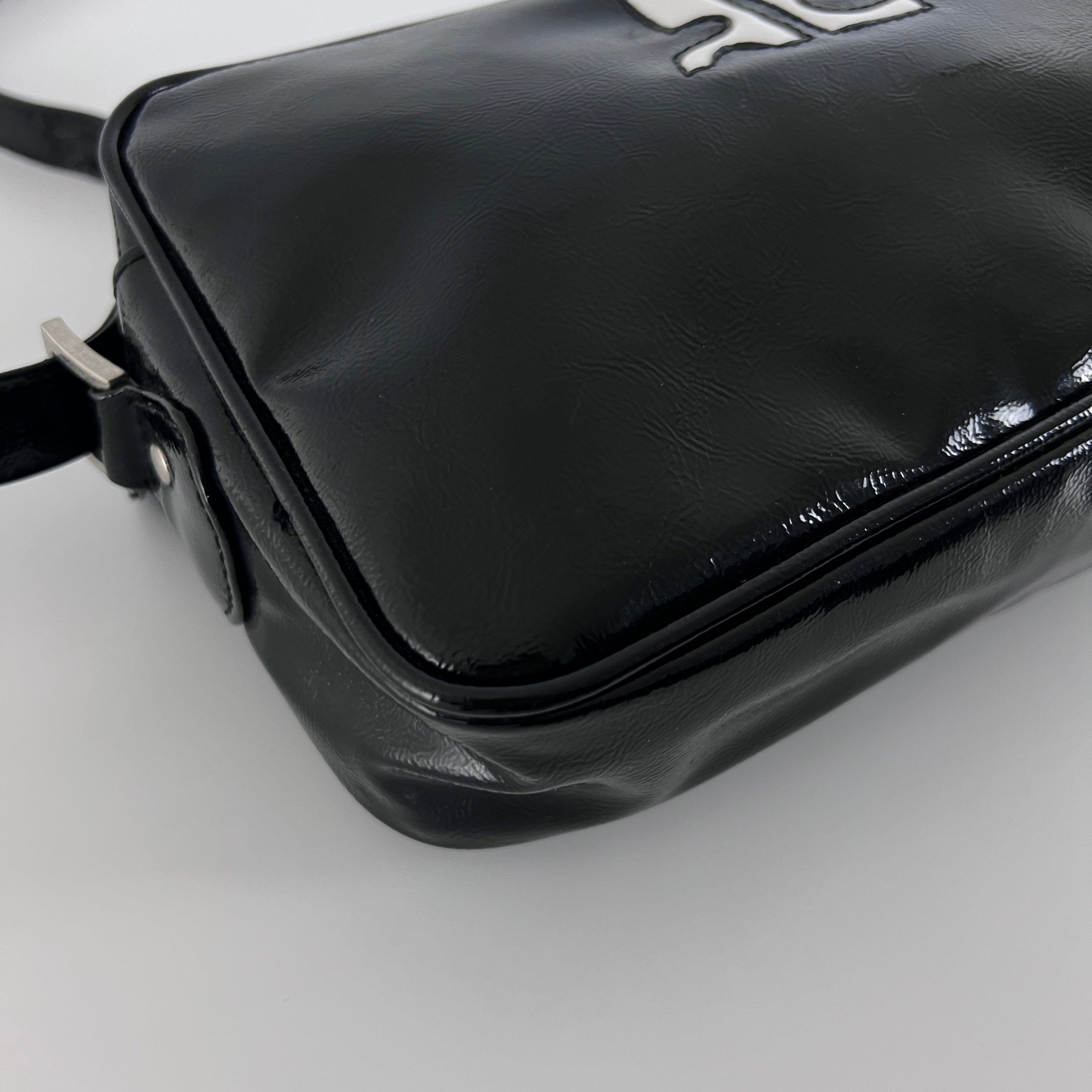 Sac à main COURREGES Caméra vinyle noir