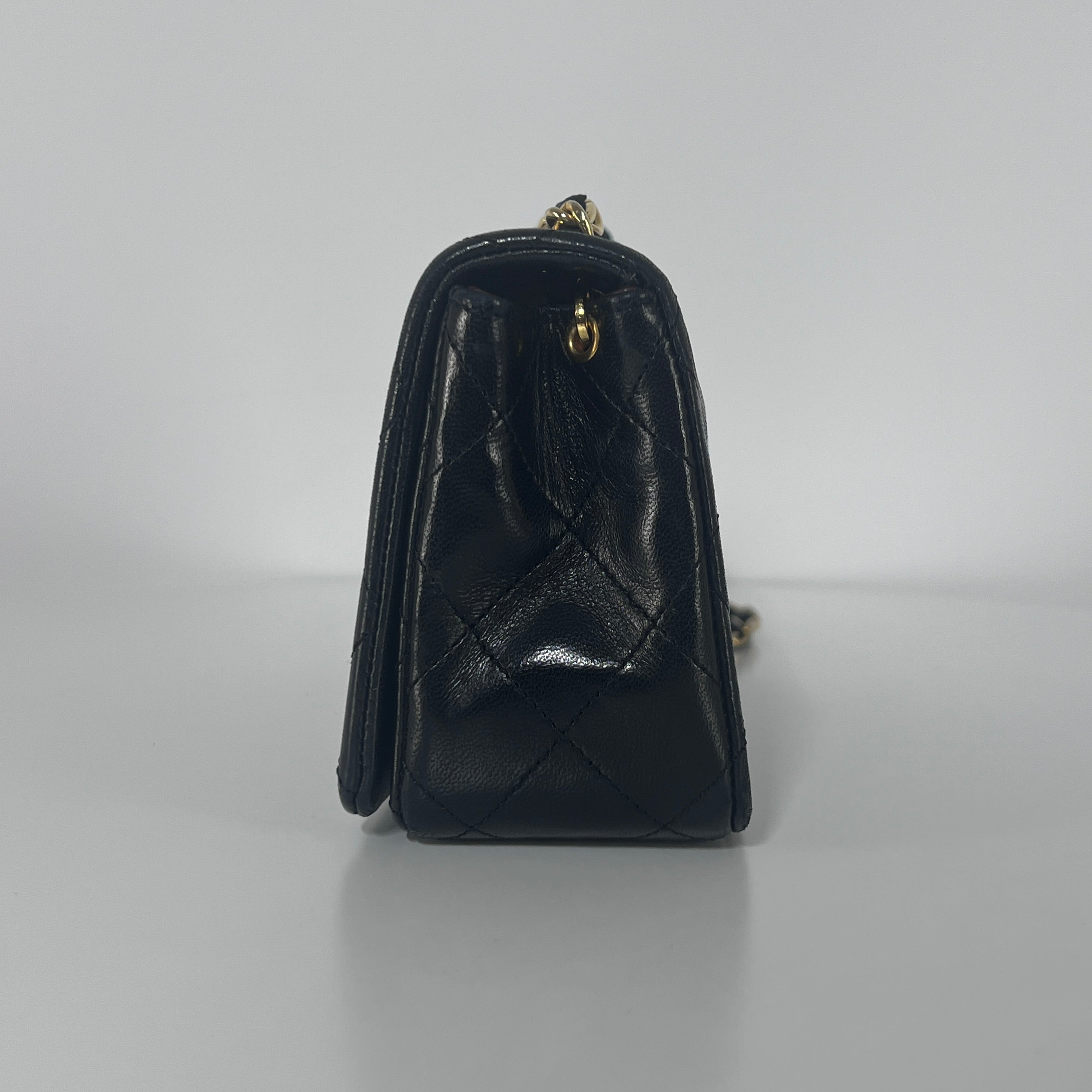 Sac à main CHANEL Timeless 19 cuir  noir