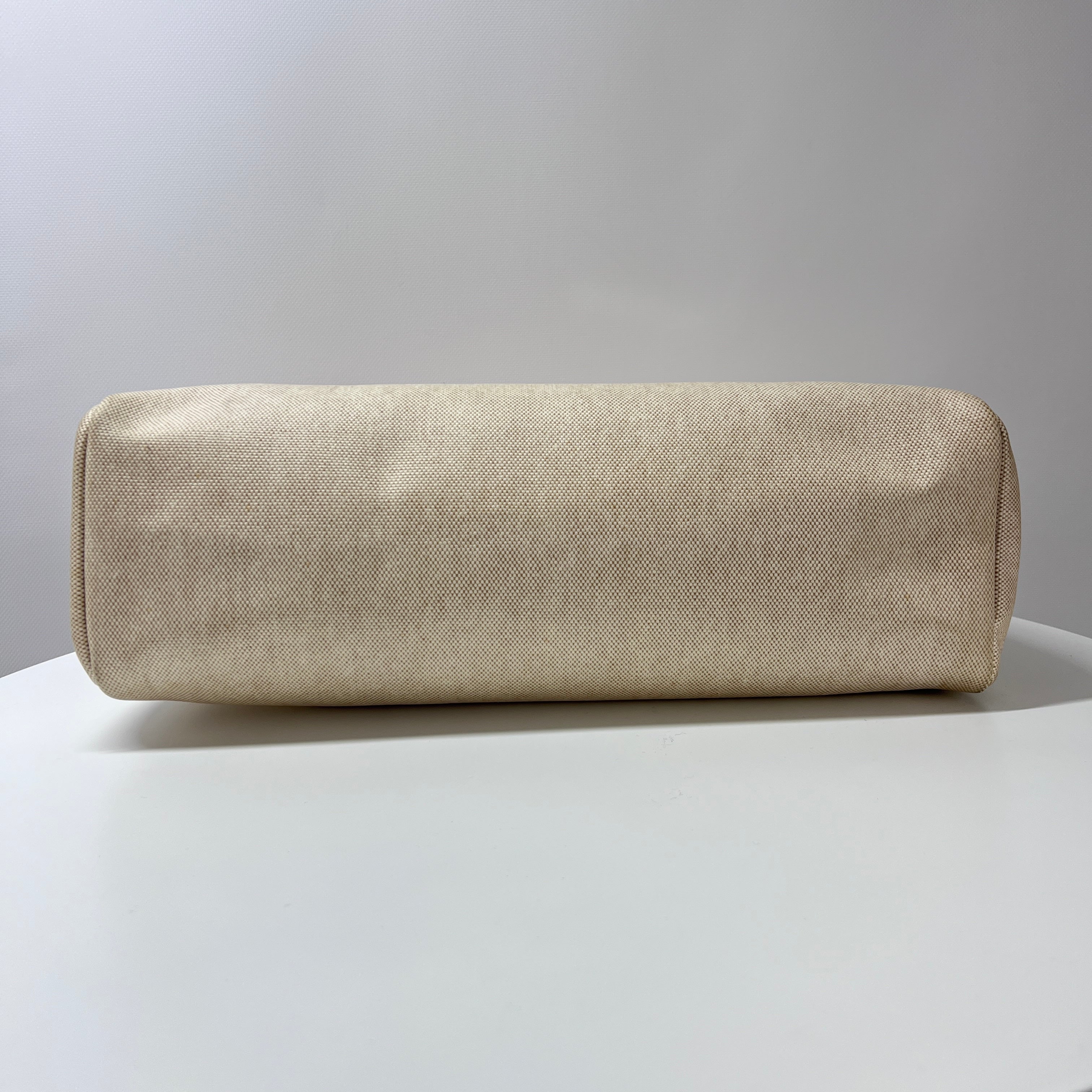Sac à main HERMES Herbag toile et cuir beige