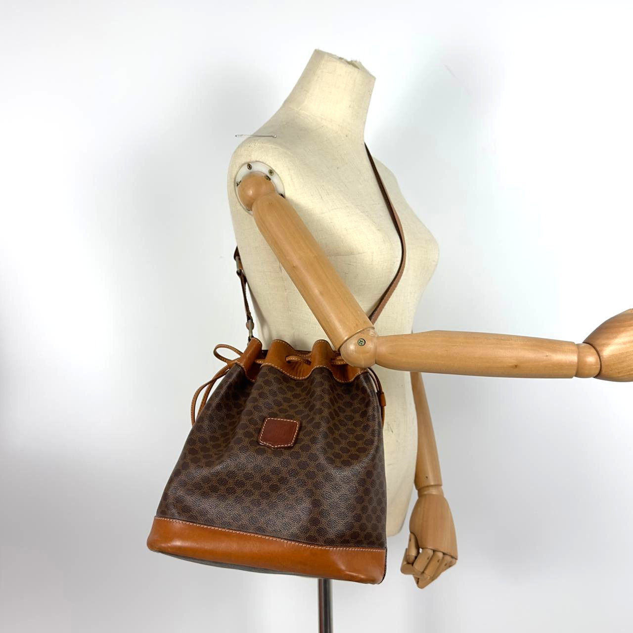 Sac à main CELINE Seau toile et cuir marron