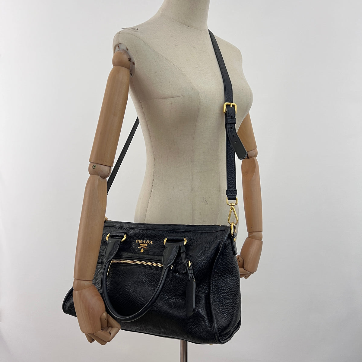 Sac PRADA Vitello Daino cuir grainé noir