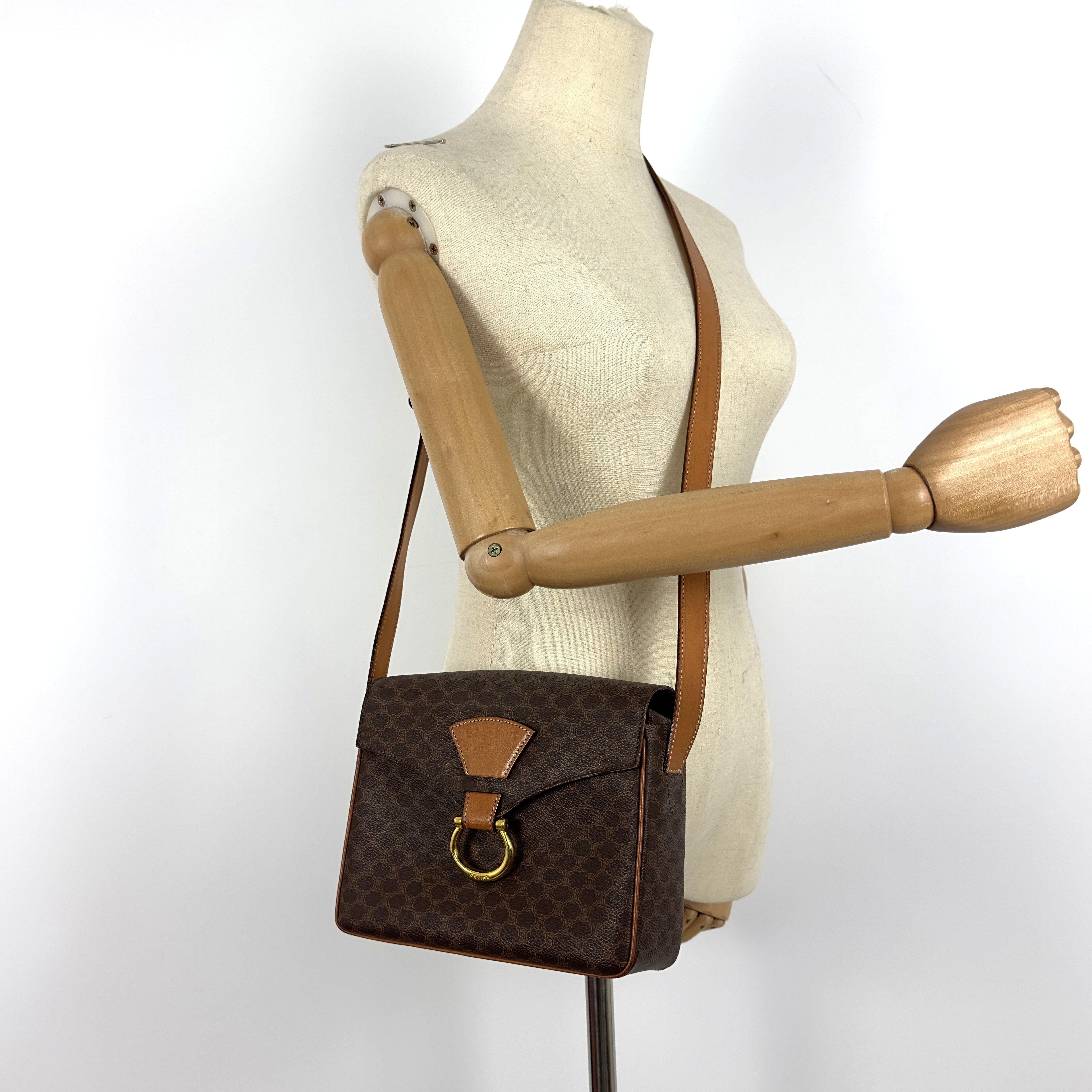 Sac à main CELINE Camera toile et cuir marron