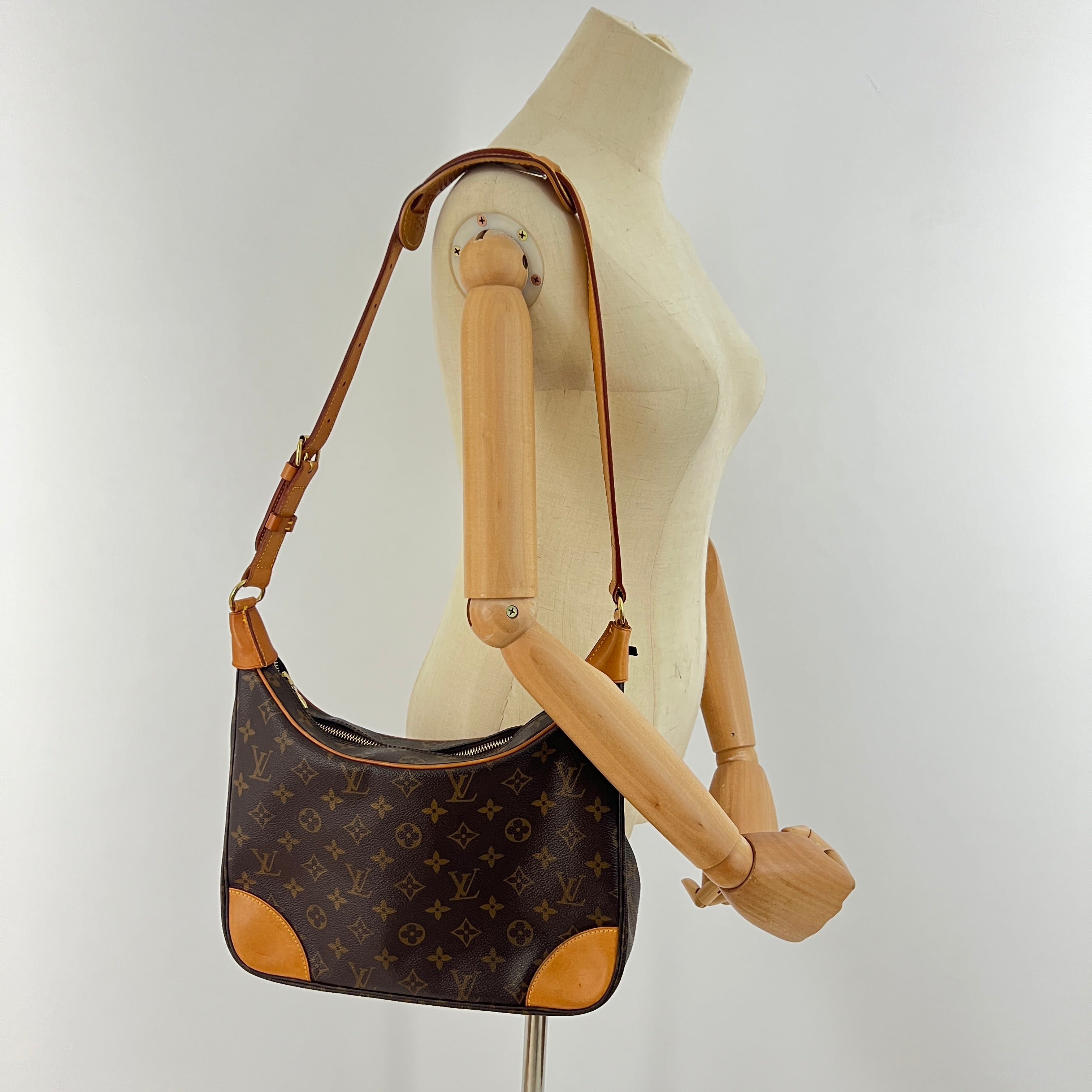 Sac à main LOUIS VUITTON Boulogne 30 toile et cuir marron