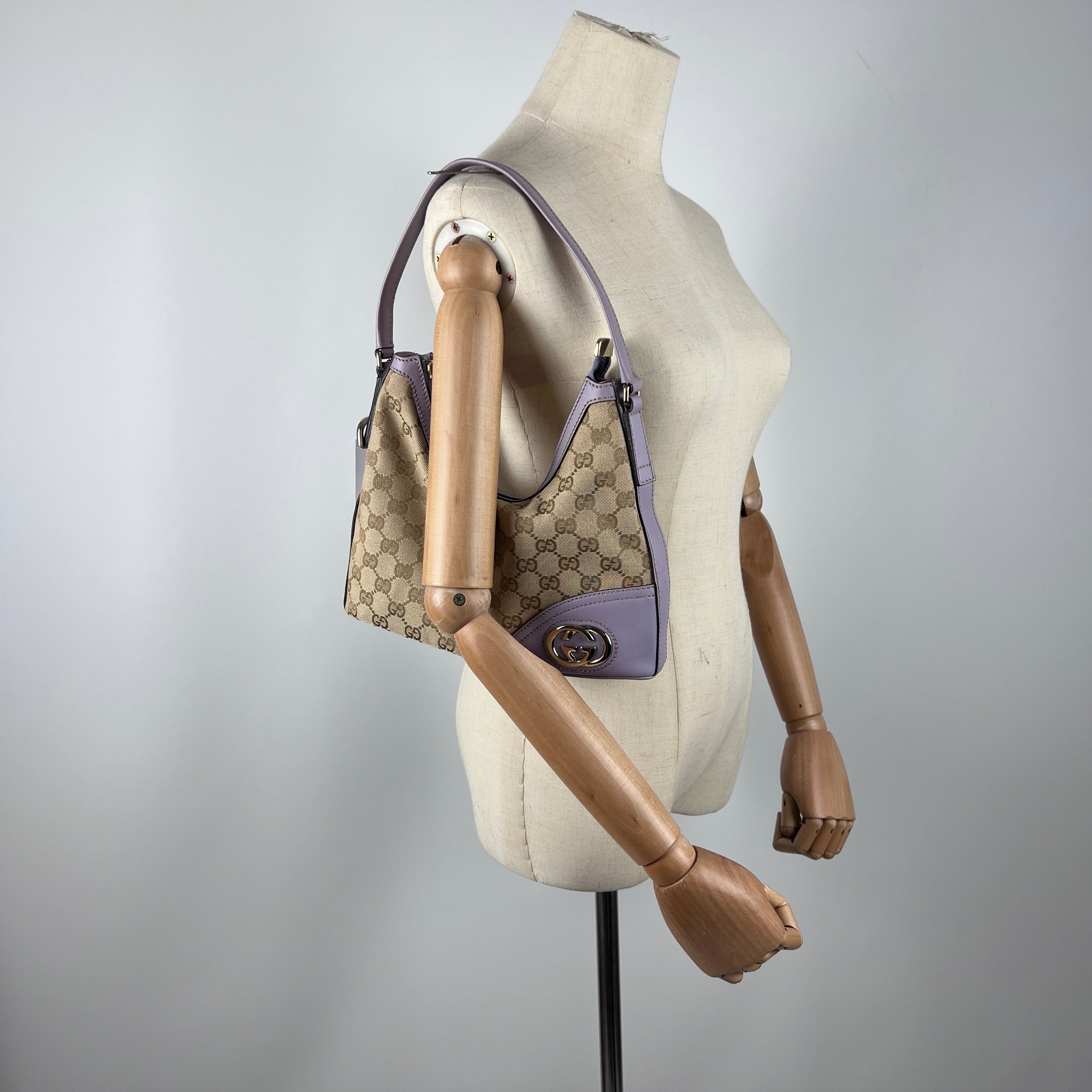 Sac à main GUCCI Hobo toile et cuir violet