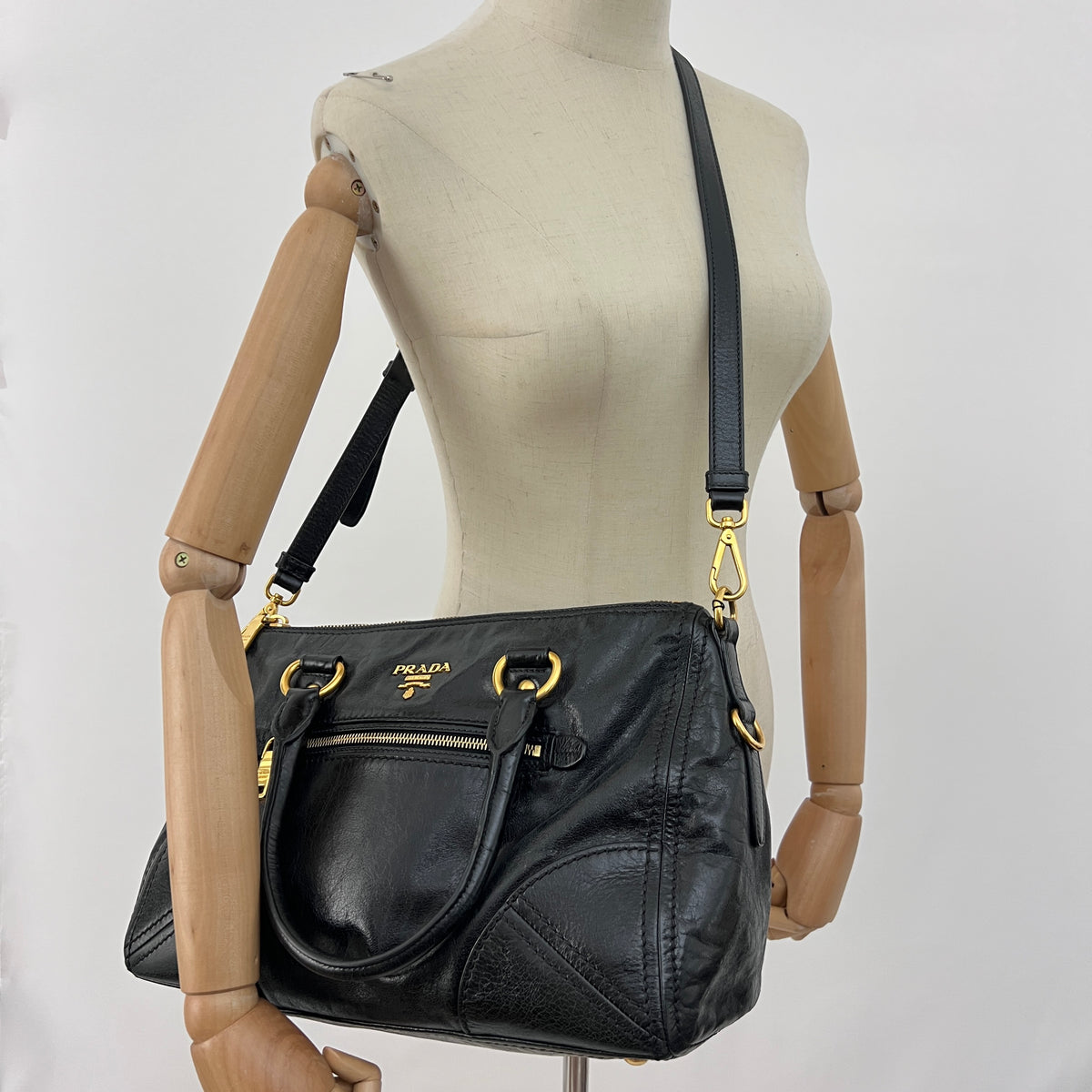 Sac à bandoulière PRADA Bonnie cuir lisse noir