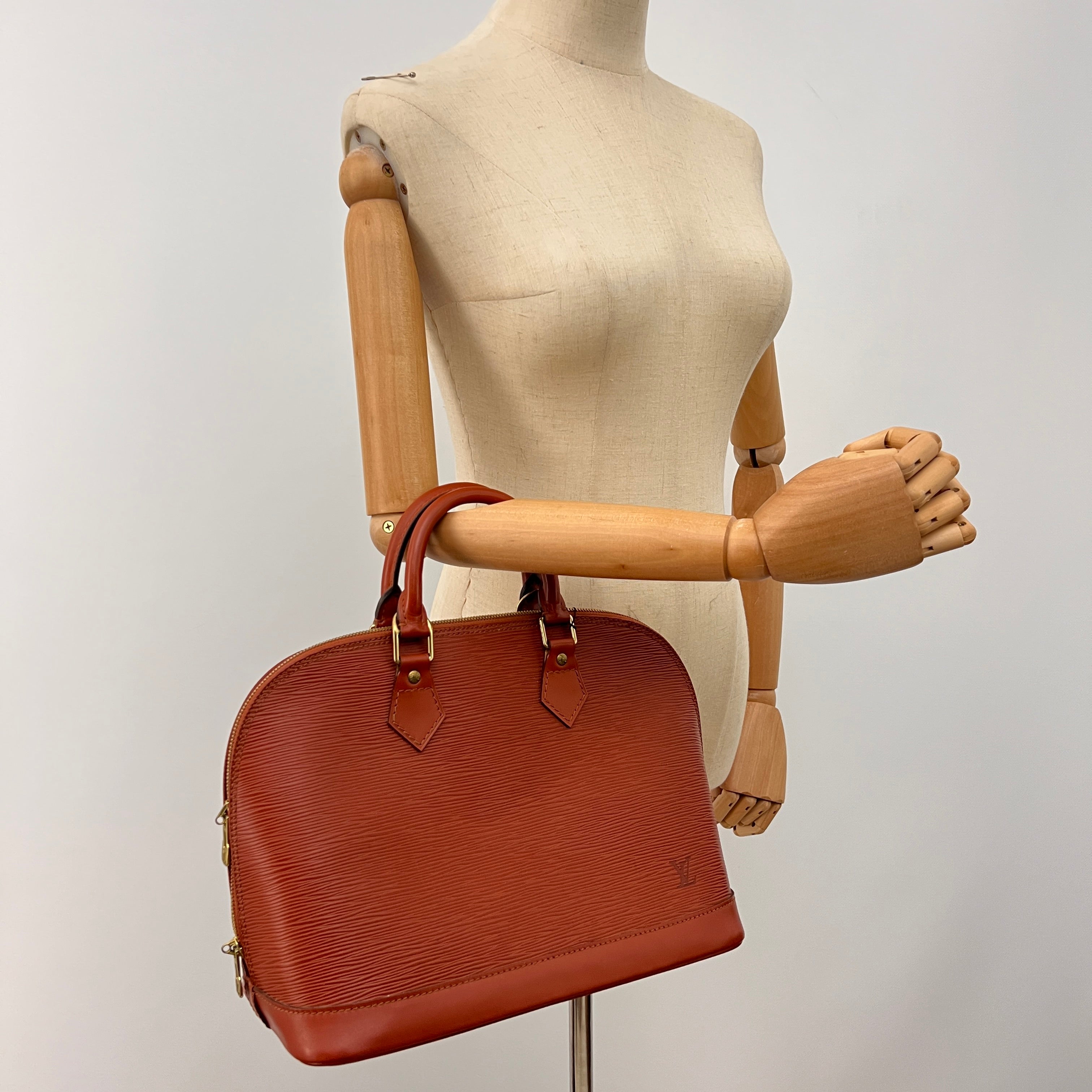 Sac LOUIS VUITTON Alma cuir épi marron