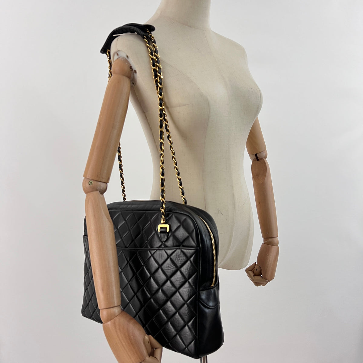 Sac CHANEL Tote Matelassé Chain cuir d'agneau noir vintage 1997-1999