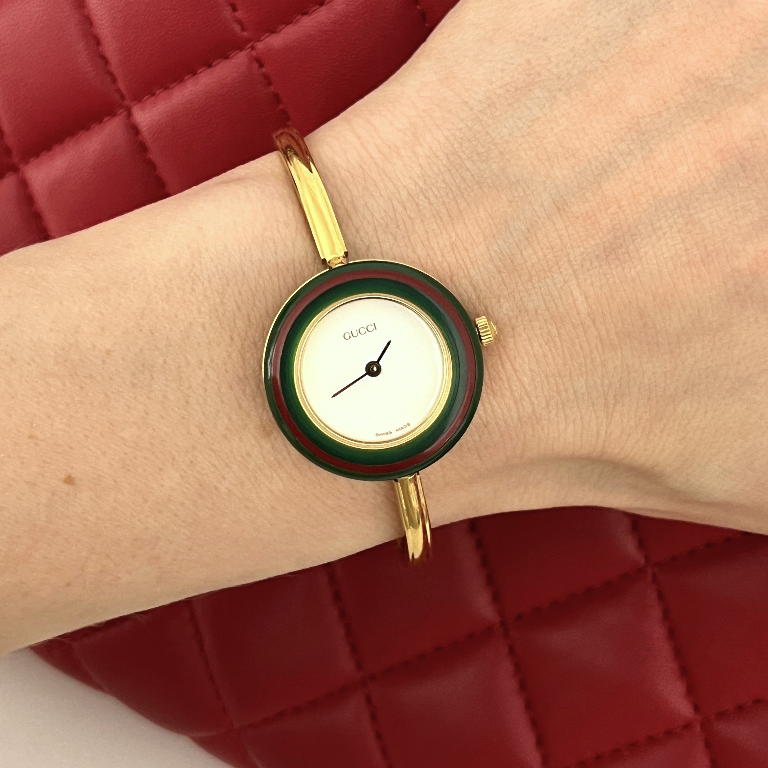 Montre GUCCI Play plaqué or doré