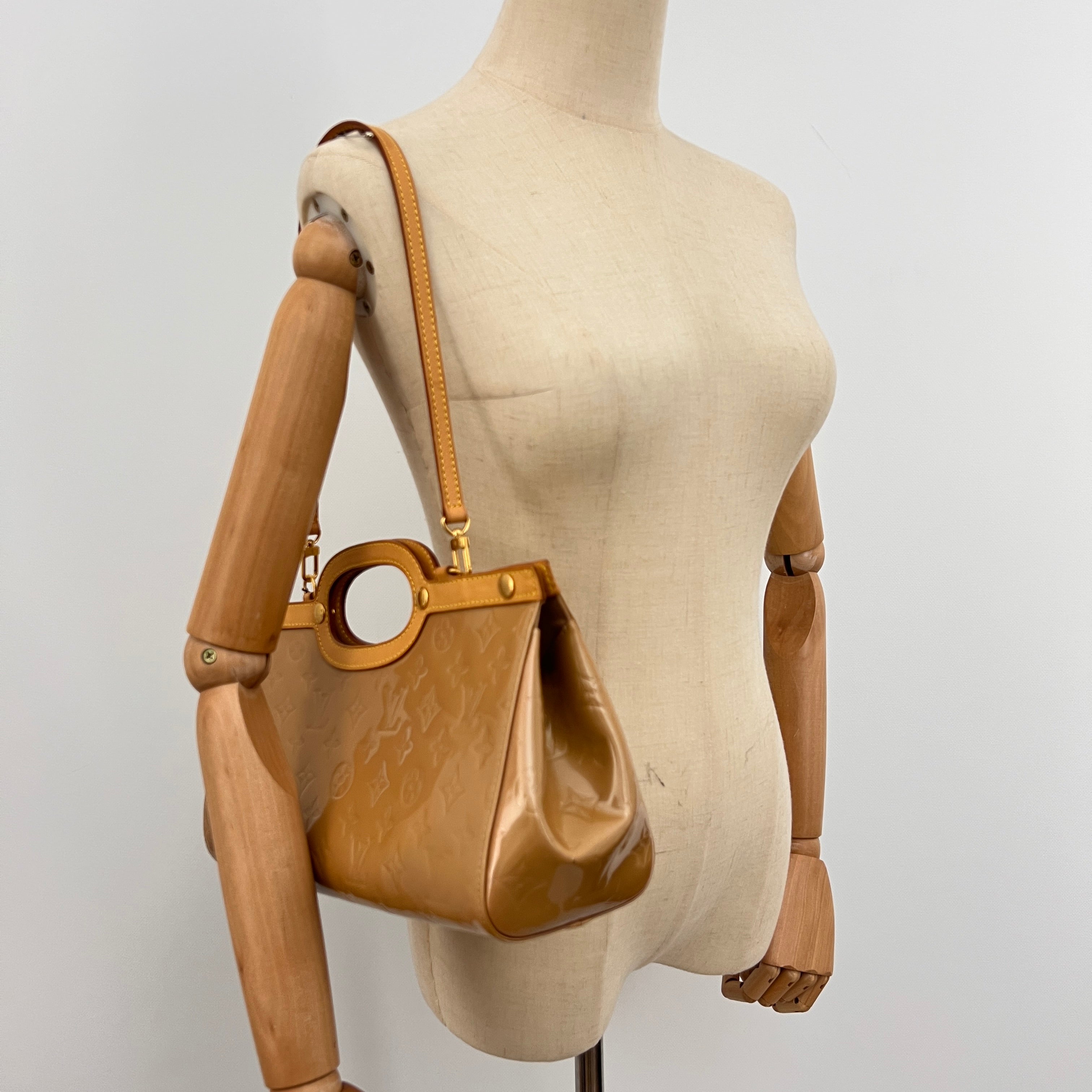 Sac LOUIS VUITTON Roxbury cuir verni marron noisette