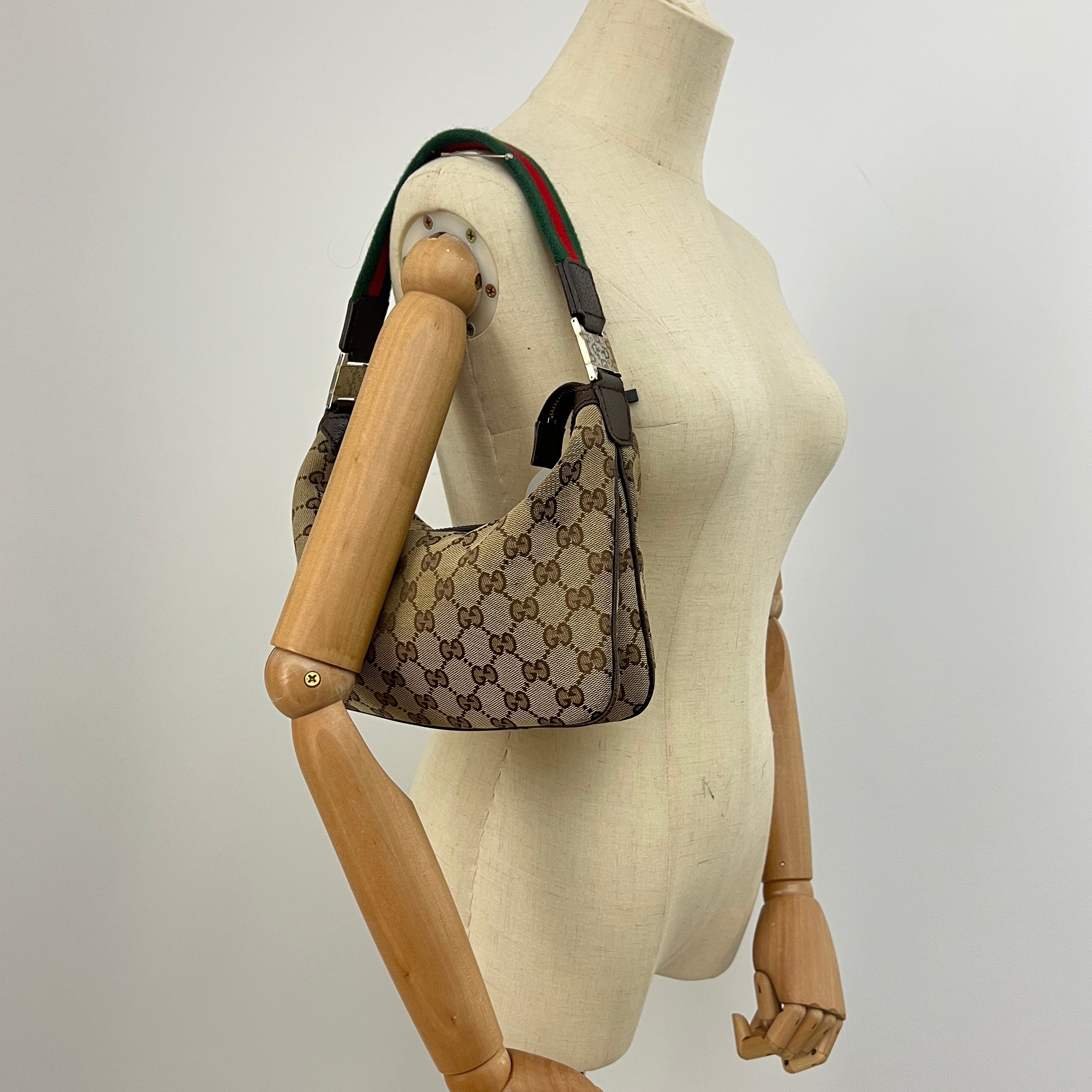 Sac GUCCI Hobo GG toile et cuir marron