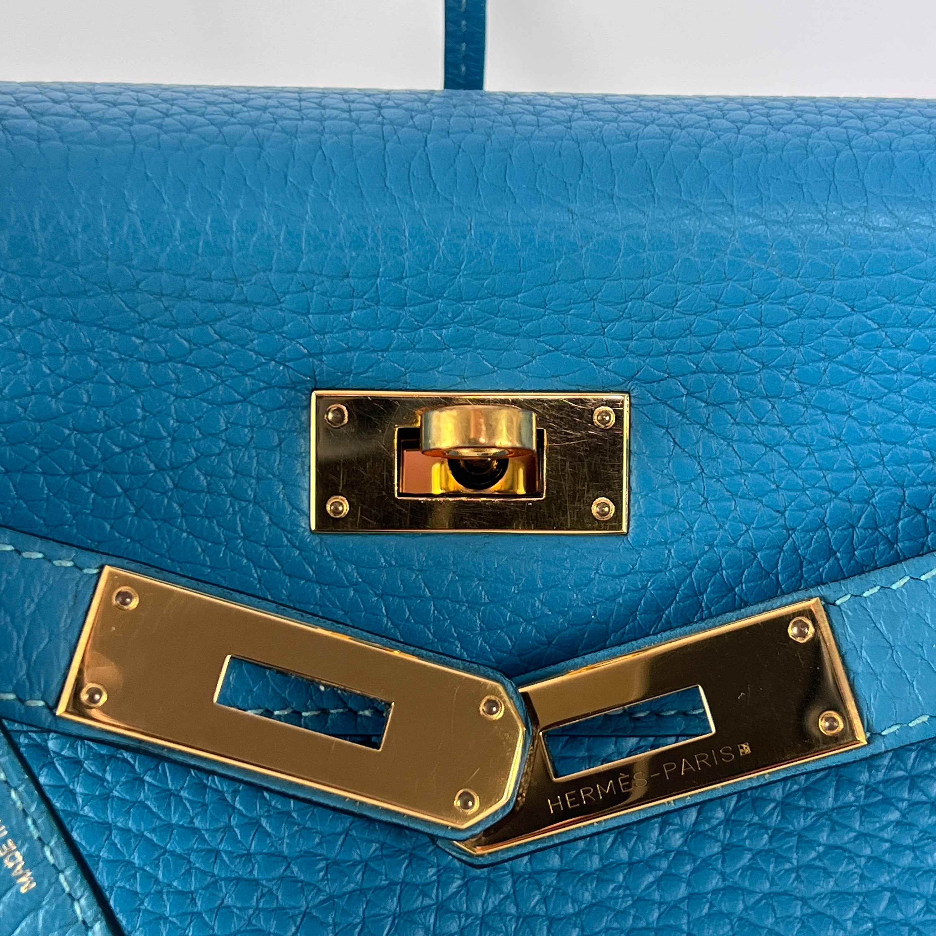 HERMÈS Kelly 28 blue leather handbag