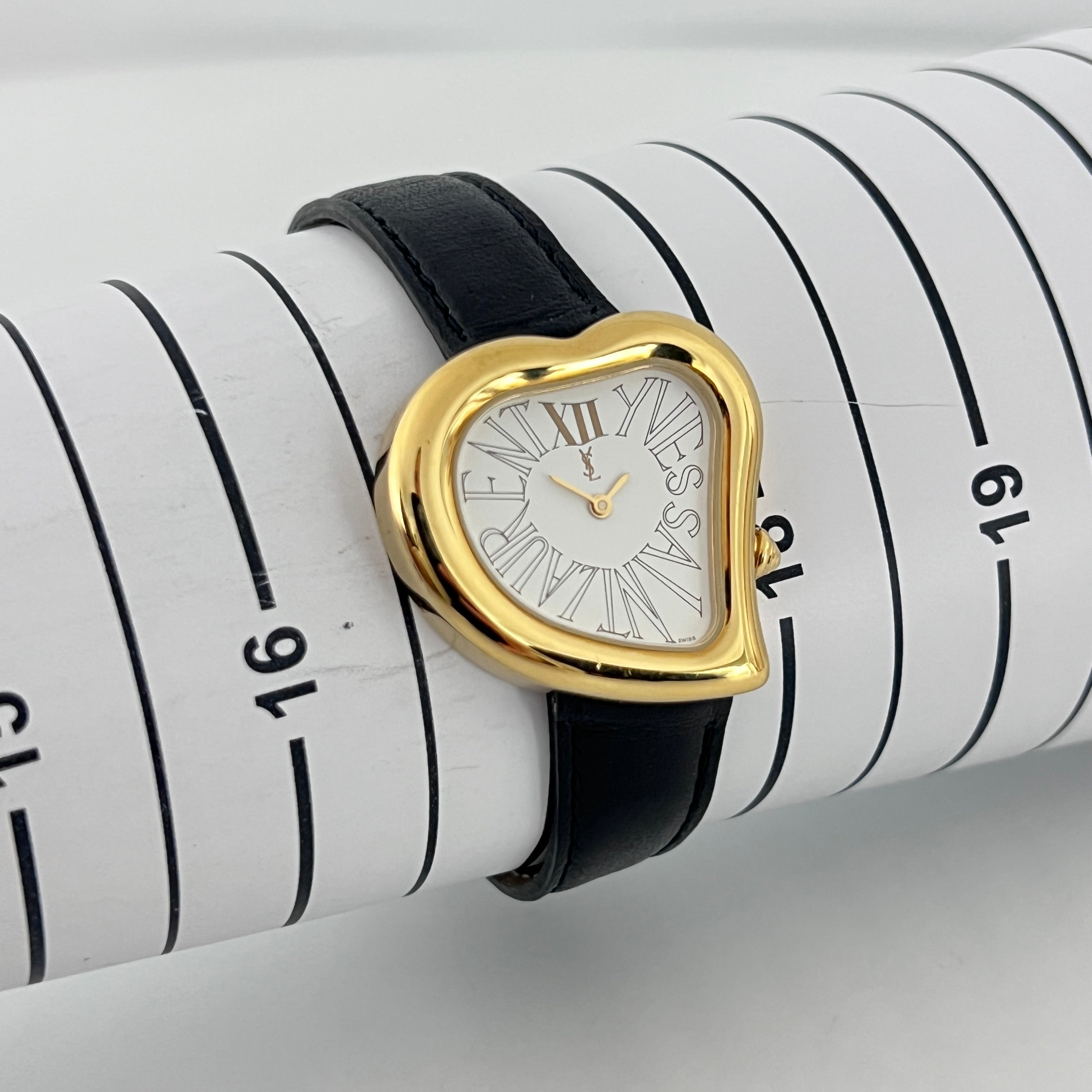 Montre YVES SAINT LAURENT Heart plaqué or dorée