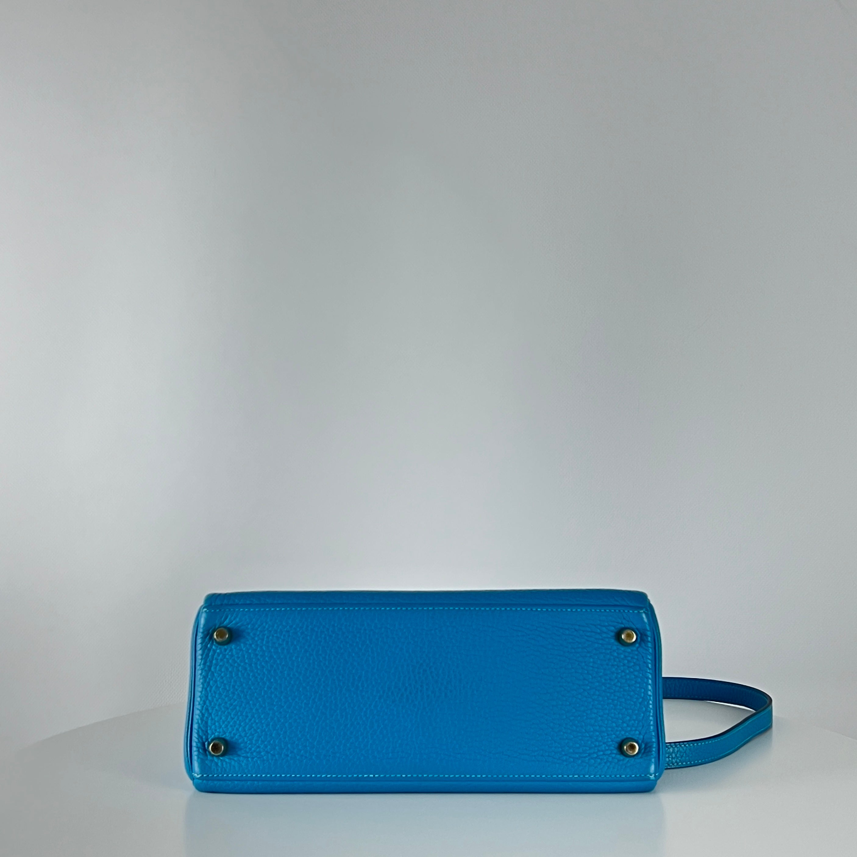 HERMÈS Kelly 28 blue leather handbag