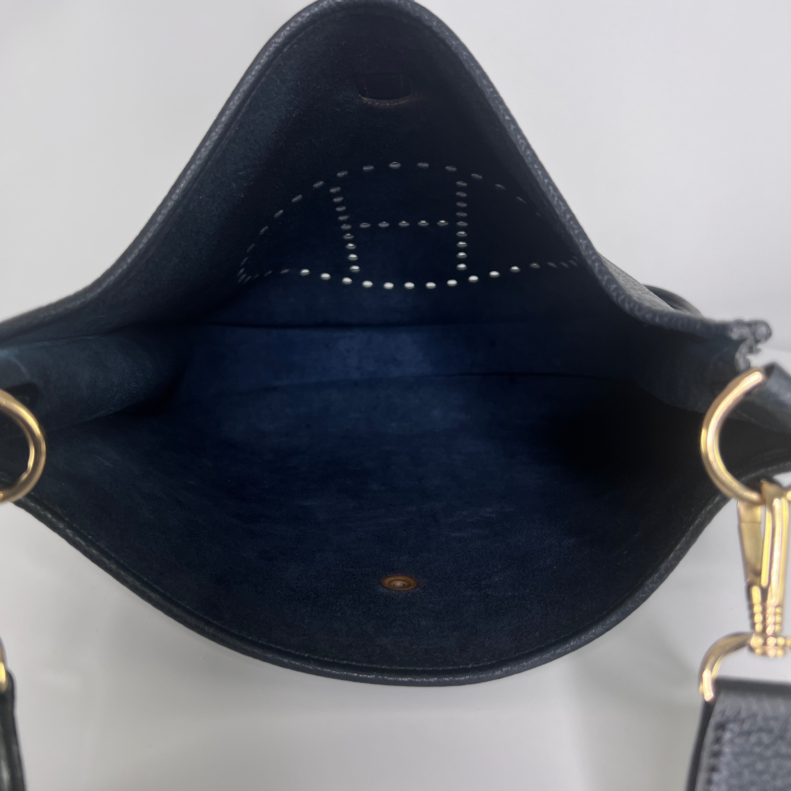 HERMÈS Evelyne midnight blue leather handbag