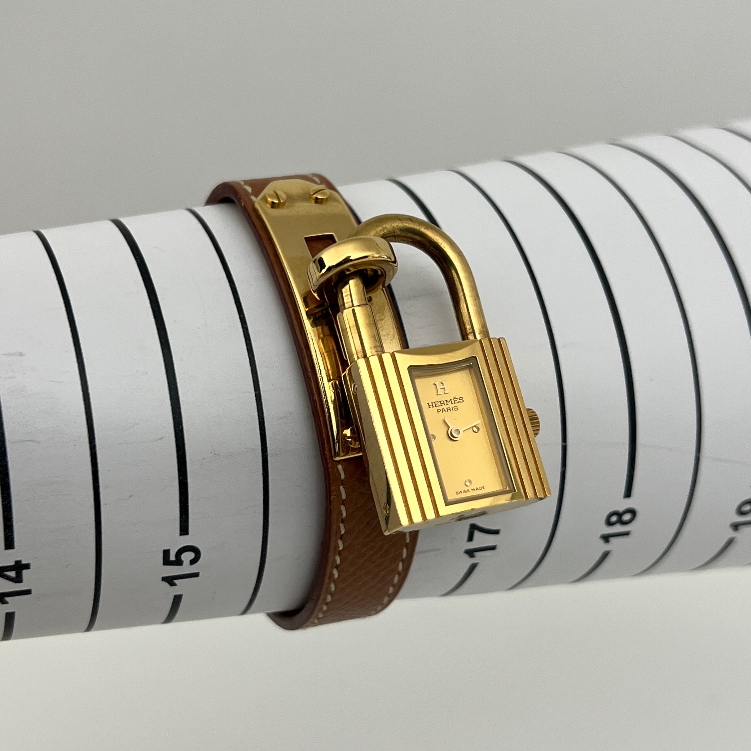 Montre HERMÈS Kelly plaquée or dorée