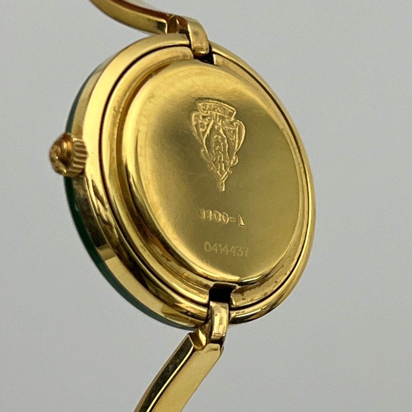 Montre GUCCI Play plaquée or dorée