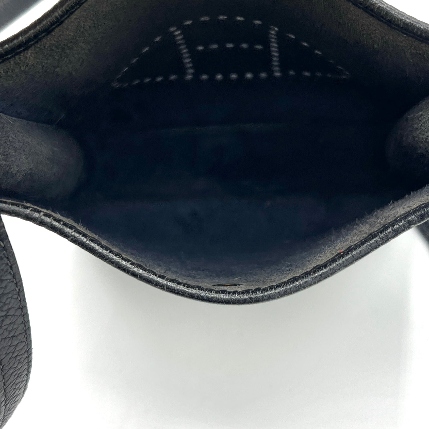 HERMÈS Evelyne TPM (Mini) handbag in blue Clemence leather