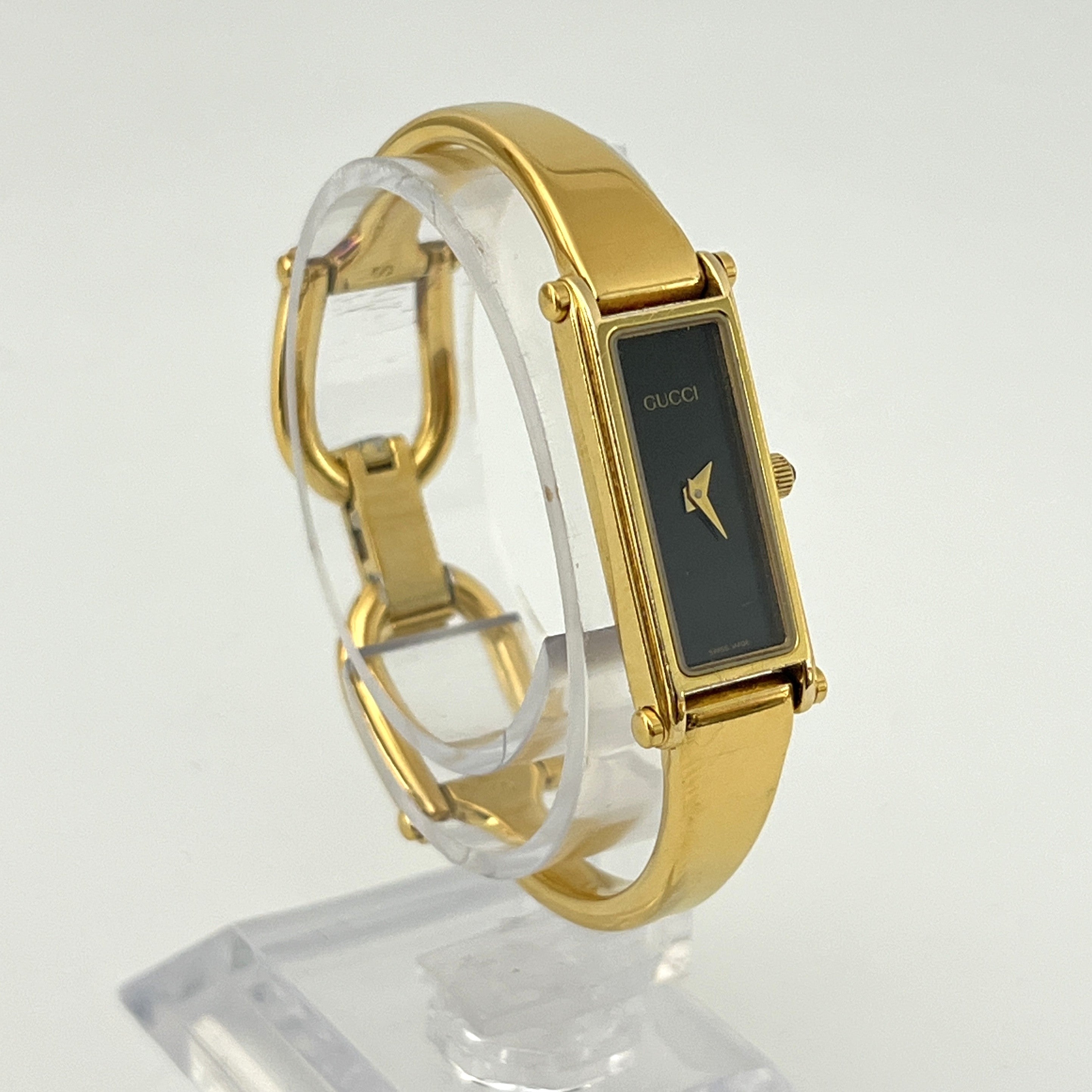 Montre GUCCI 1500 plaqué or doré