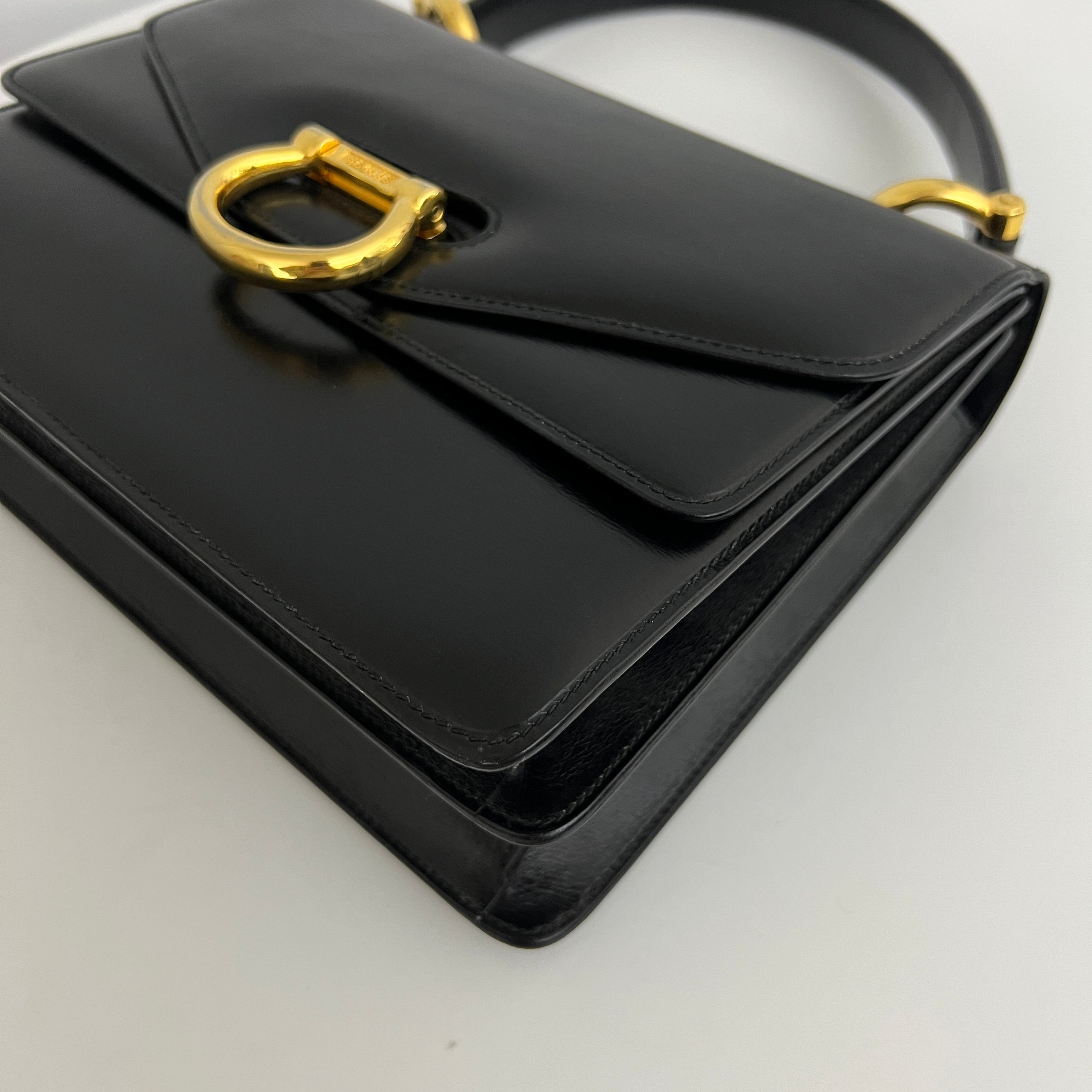 Sac CELINE Top Handle cuir lisse noir