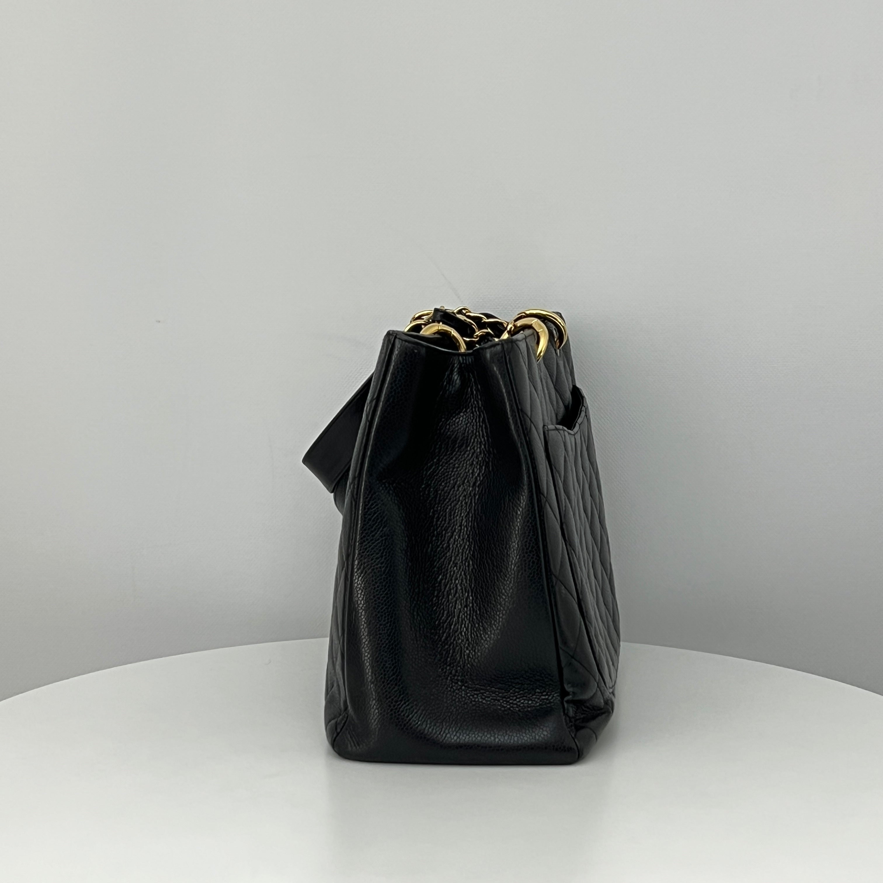 Sac CHANEL Grand Shopping Tote cuir caviar noir