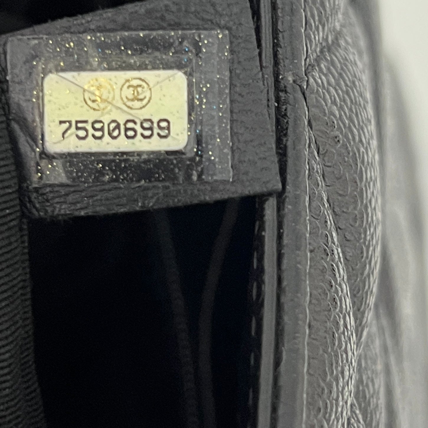 Sac CHANEL Médaillon cuir caviar noir