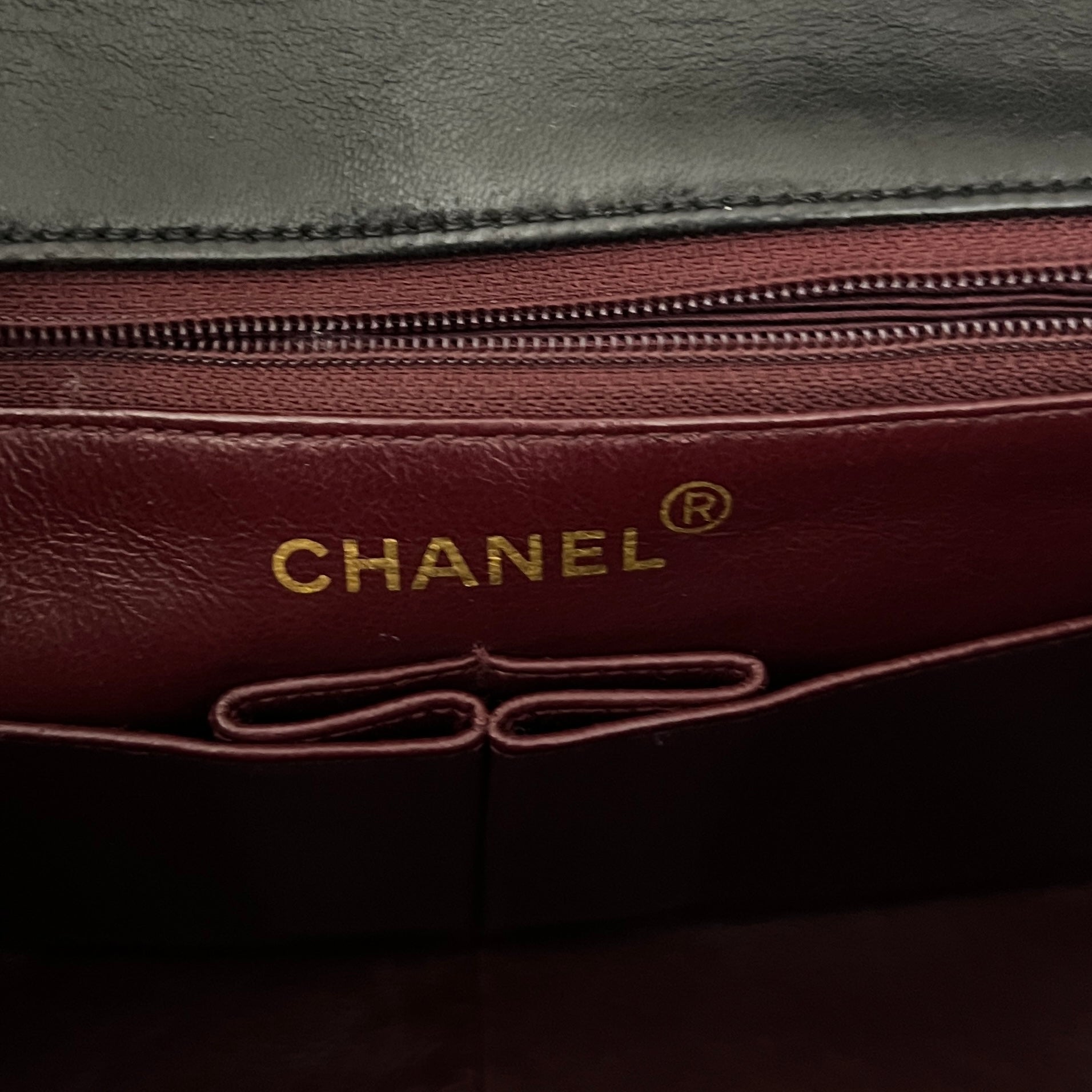 Sac à bandoulière CHANEL Classique Mini Rectangle cuir d'agneau noir