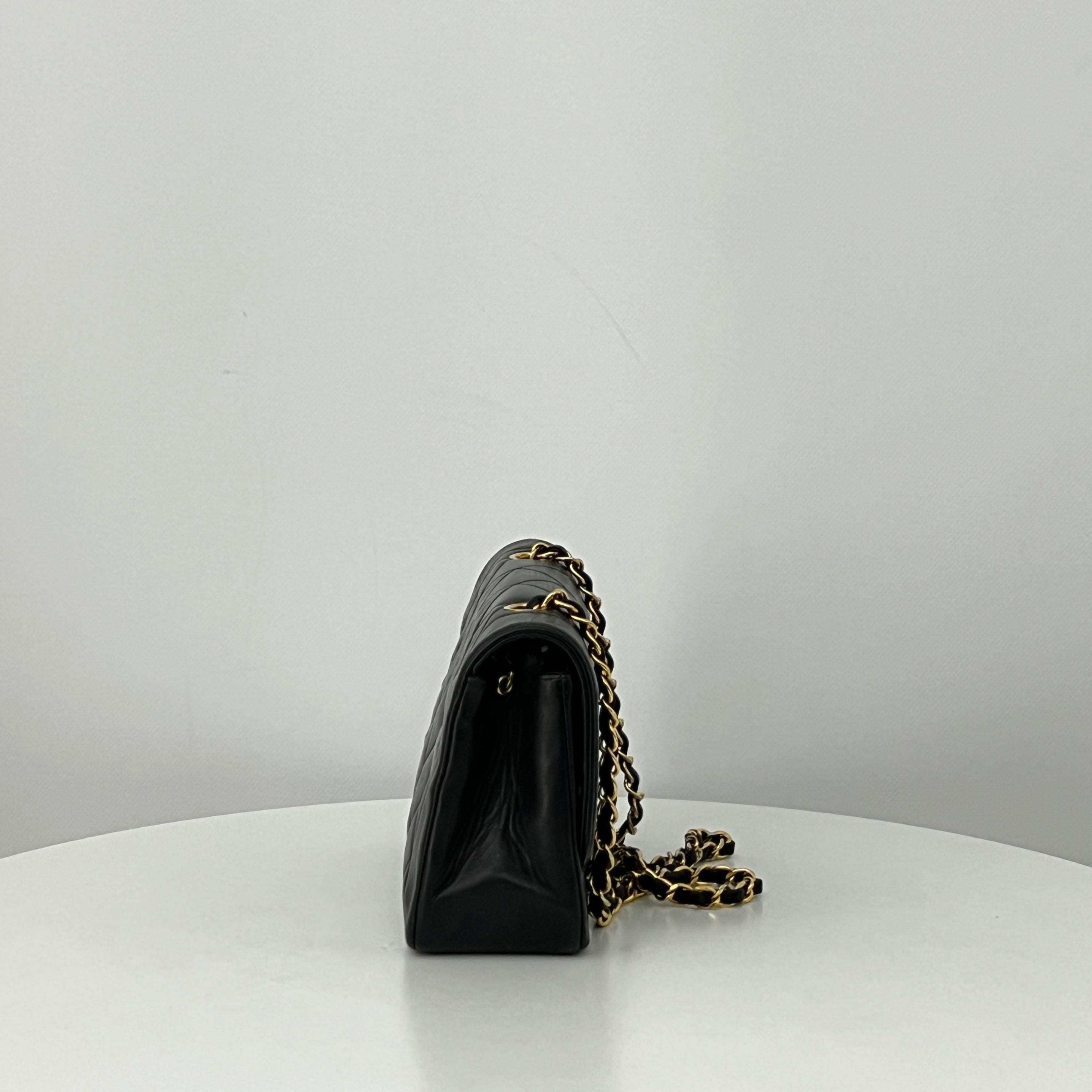 Sac à bandoulière CHANEL Diana Small cuir d'agneau noir